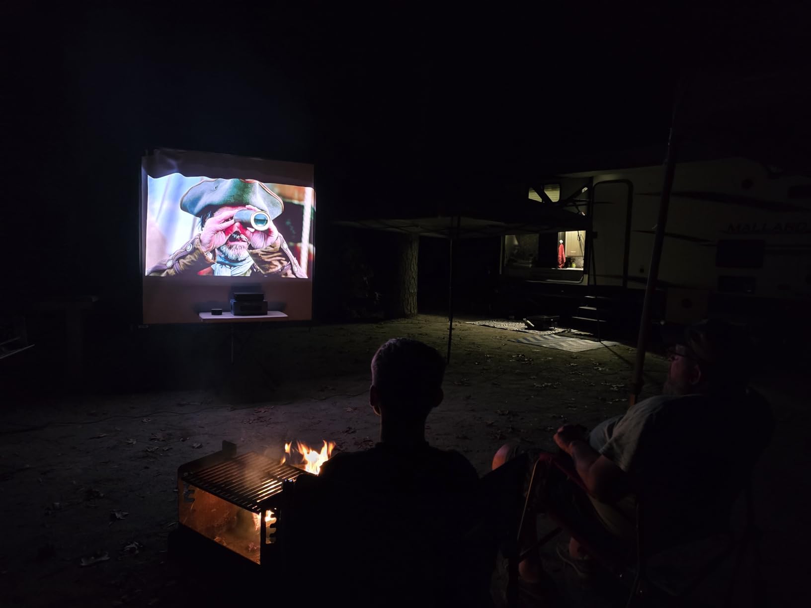Optoma ML1080UST PHOTON GO Ultra Short Throw 1080p HDR Portable Projector, Triple Laser (RGB), Google TV customer photo 2