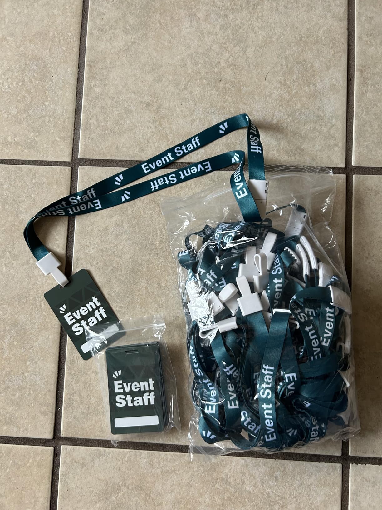 Backstage Pass & VIP Lanyards (25 pcs) - Premium Reusable Security Cards for Concerts, Gaming Events, Backstage Access, Birthday Parties, School & Corporate by OSTENBIG customer photo 2