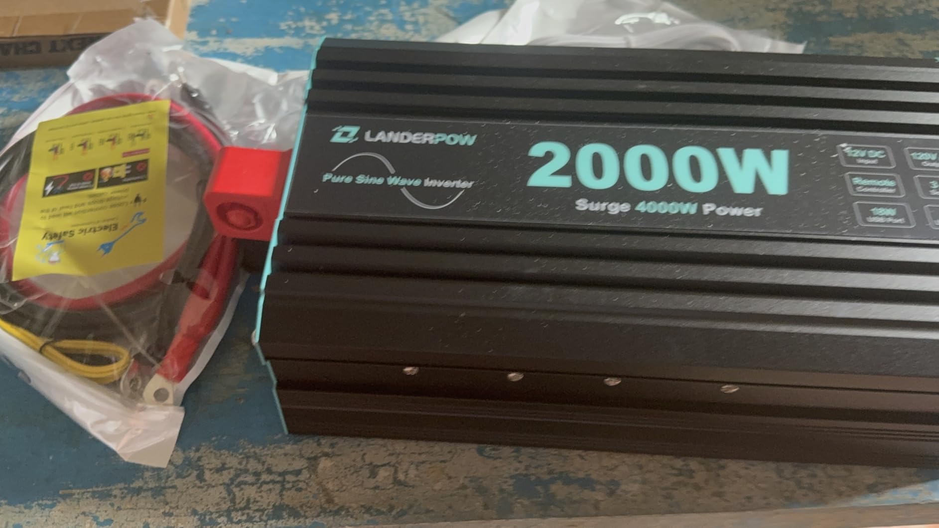 Pure Sine Wave Inverter 2000 Watt, 12V DC to 120V AC Inverters for RV, Truck, Solar, Home, Power Inverter with 3 AC Outlet, 30W USB-C, 5V 3.1A USB, Hardwire Port, Remote Control, Surge 4000W customer photo 2