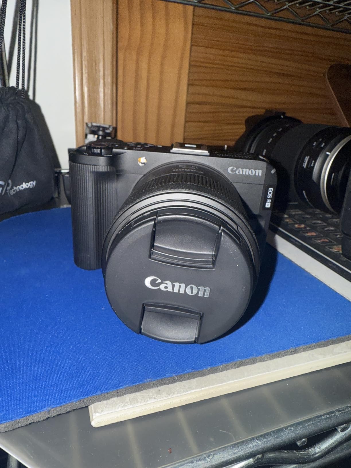 Canon EOS R50 V Mirrorless Camera with RF-S14-30mm F4-6.3 is STM PZ Lens, APS-C Sensor, 24.2 Megapixels, Ultra-Wide Zoom, Fast Autofocus, Vlogging and Live Streaming Kit for Content Creators, Black customer photo 2