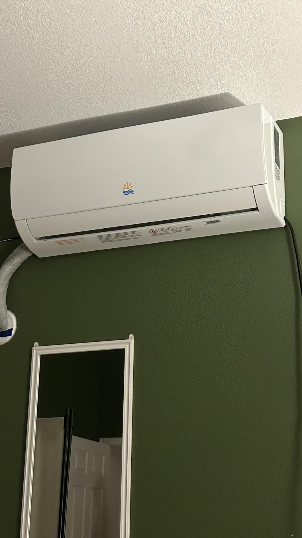 Mini Split Ac/Heating System - 18000 BTU Wall Mounted Mini Split Air Conditioner with Heat Pump, 19 SEER2 230V Energy Efficient Ductless Ac Unit Up to 1250 Sq (18000BTU, 19 SEER2) customer photo 1
