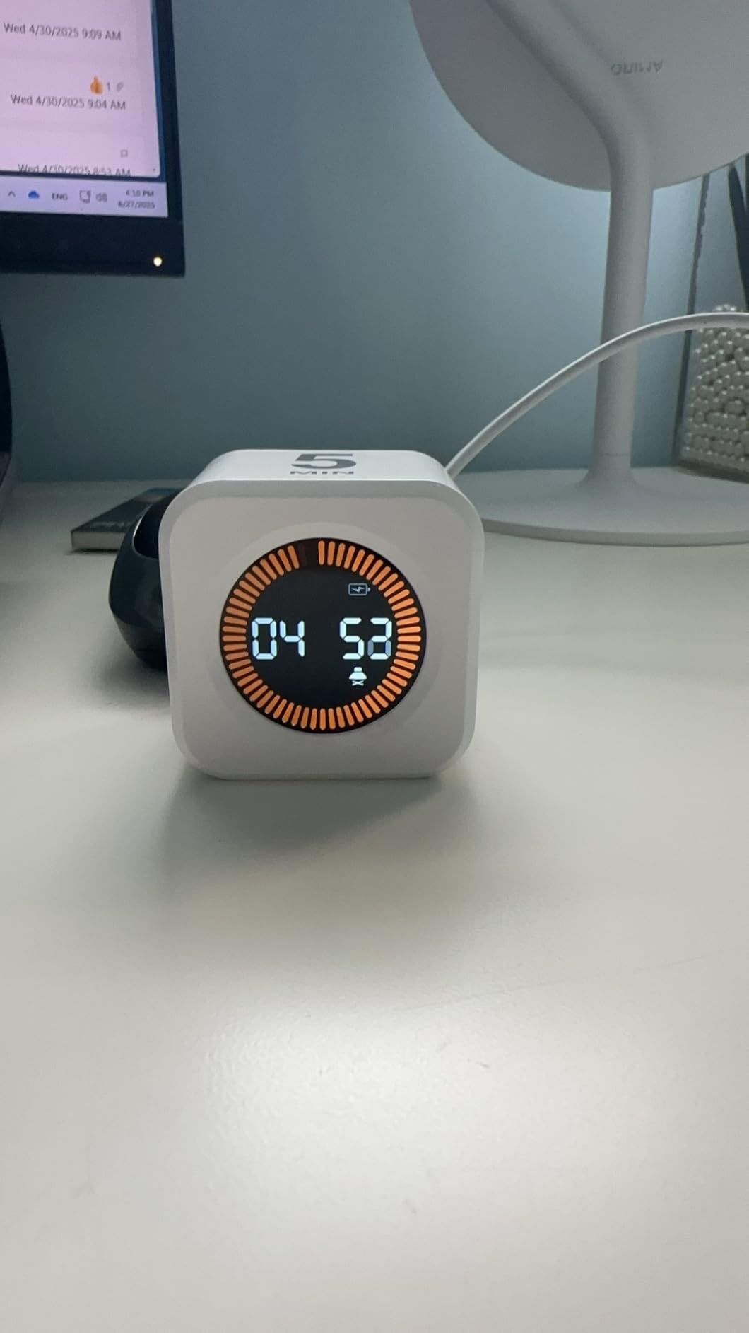 Rotating Productivity Timer 5, 25, 10, 50 Minutes Preset, Desk Cube w/Gravity Sensor for ADHD, Mute Functions, Ideal for Work, Study, Kitchen, Back to School (1, Wood Grain Finish) customer photo 1