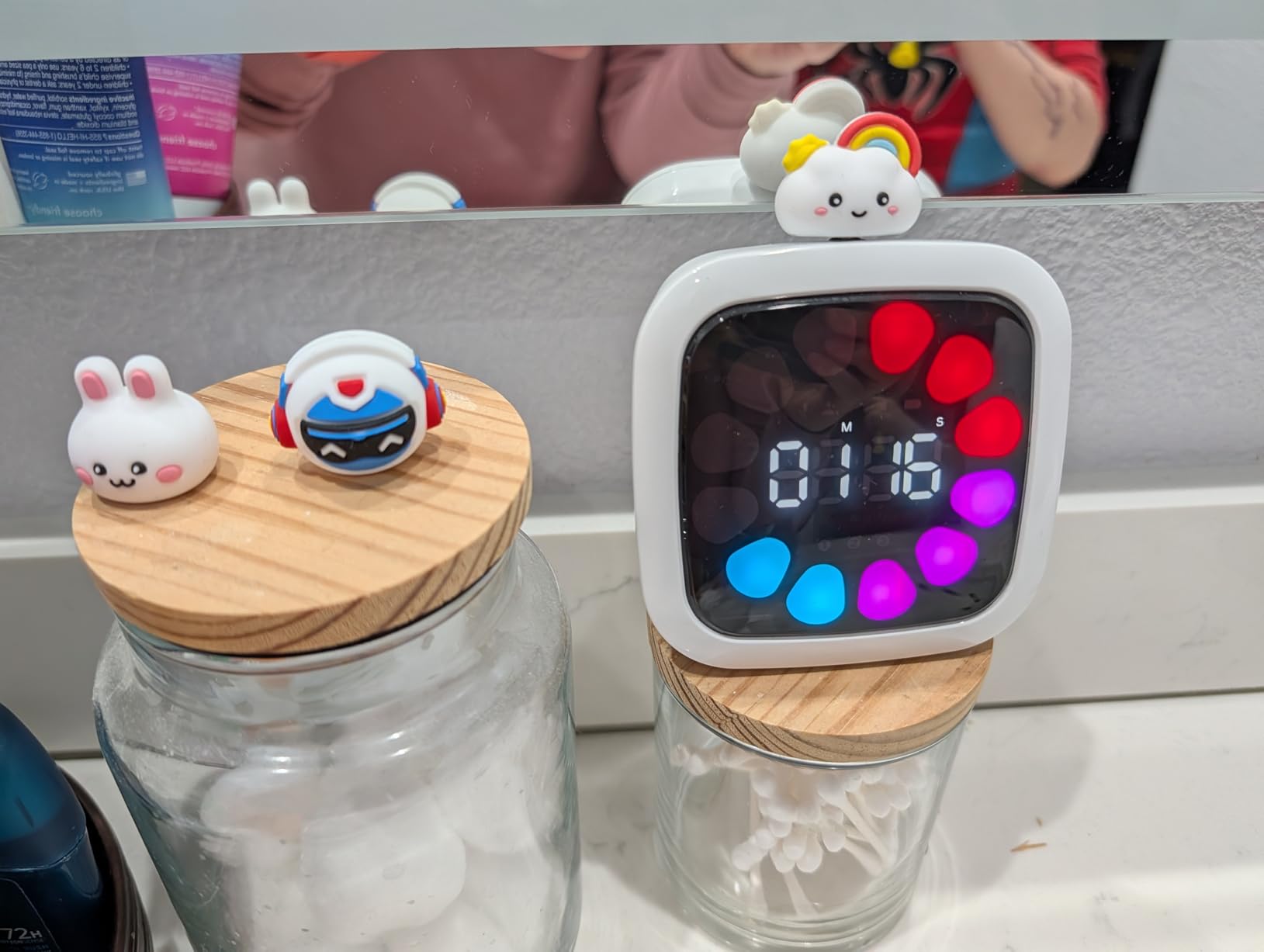 Yunbaoit Digital Visual Timer for Kids, Rechargeable 99-Minute Silent Countdown Timer with 19 Ringtones, 9 Optional DIY Color Planet Display, Time Management Tool with Pause Function (Robot) customer photo 2