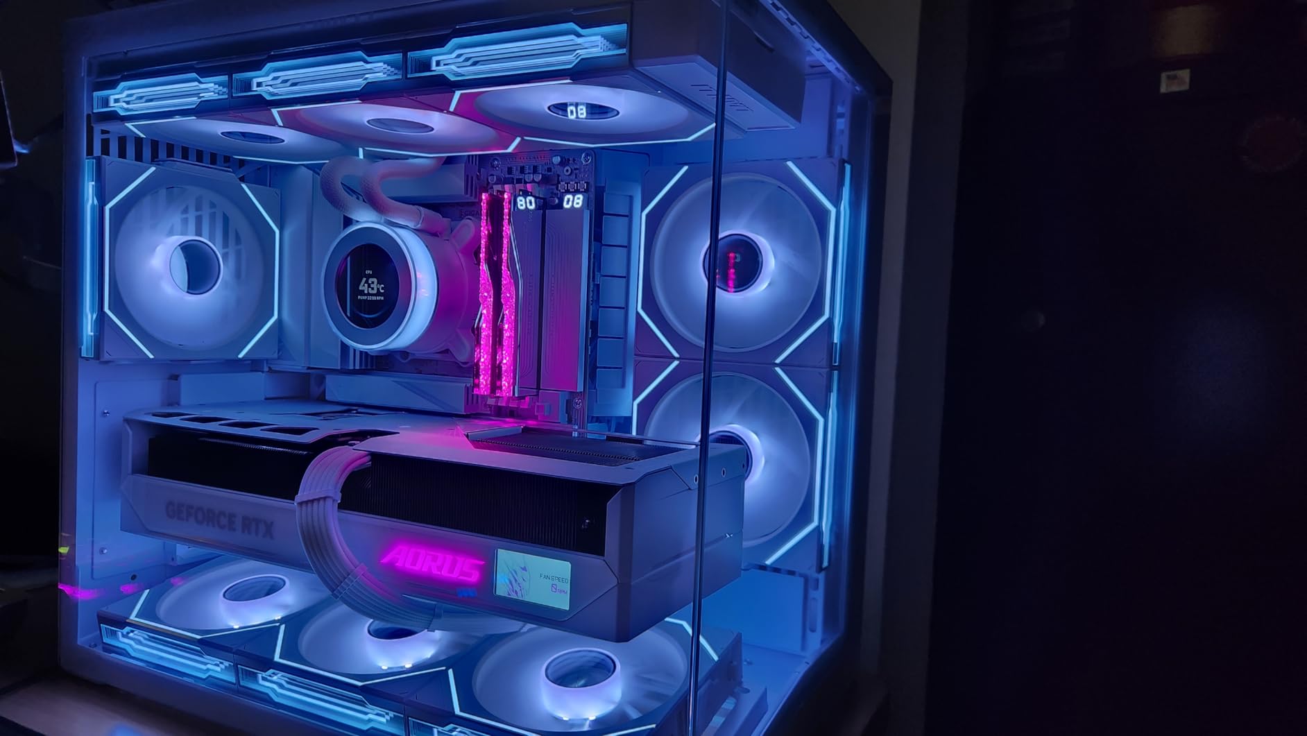 LIAN LI O11D MINI V2 Flow | Compact ATX Mid-Tower Airflow Computer Case | Panoramic View | High-Performance Airflow | Includes 5 x 120mm Reverse Blade Fans | Cable Management | Black customer photo 1