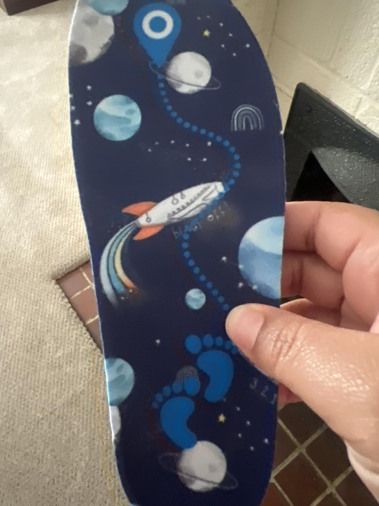 Hidden Holder Insole Compatible with AirTag, Tracking Device Insert Case for Kids Adults and Elderly, Secure Fit for Sneakers & Daily Shoes, Anti-Lost Tracker Soft Inserts for Shoes customer photo 2