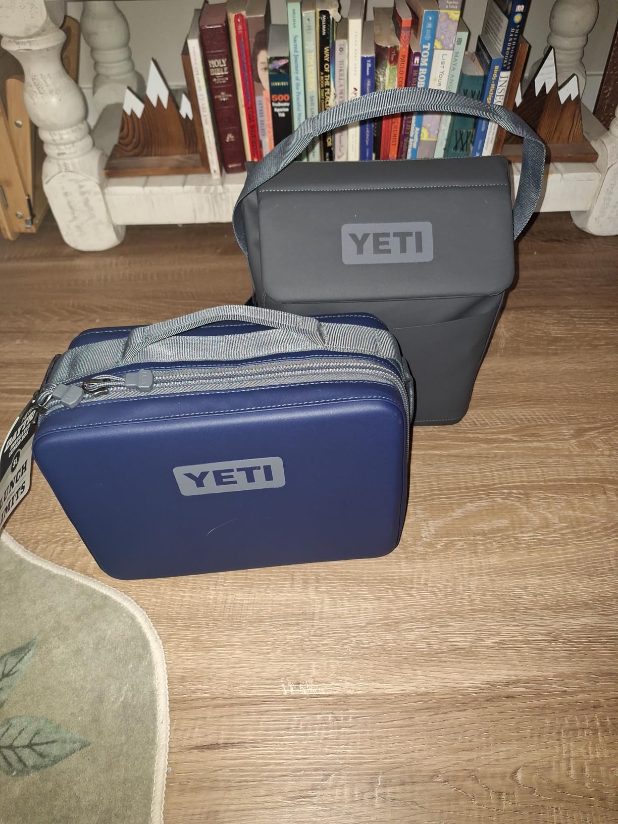 Daytrip 5L Insulated Soft Cooler Lunch Box, Cherry Blossom customer photo 2