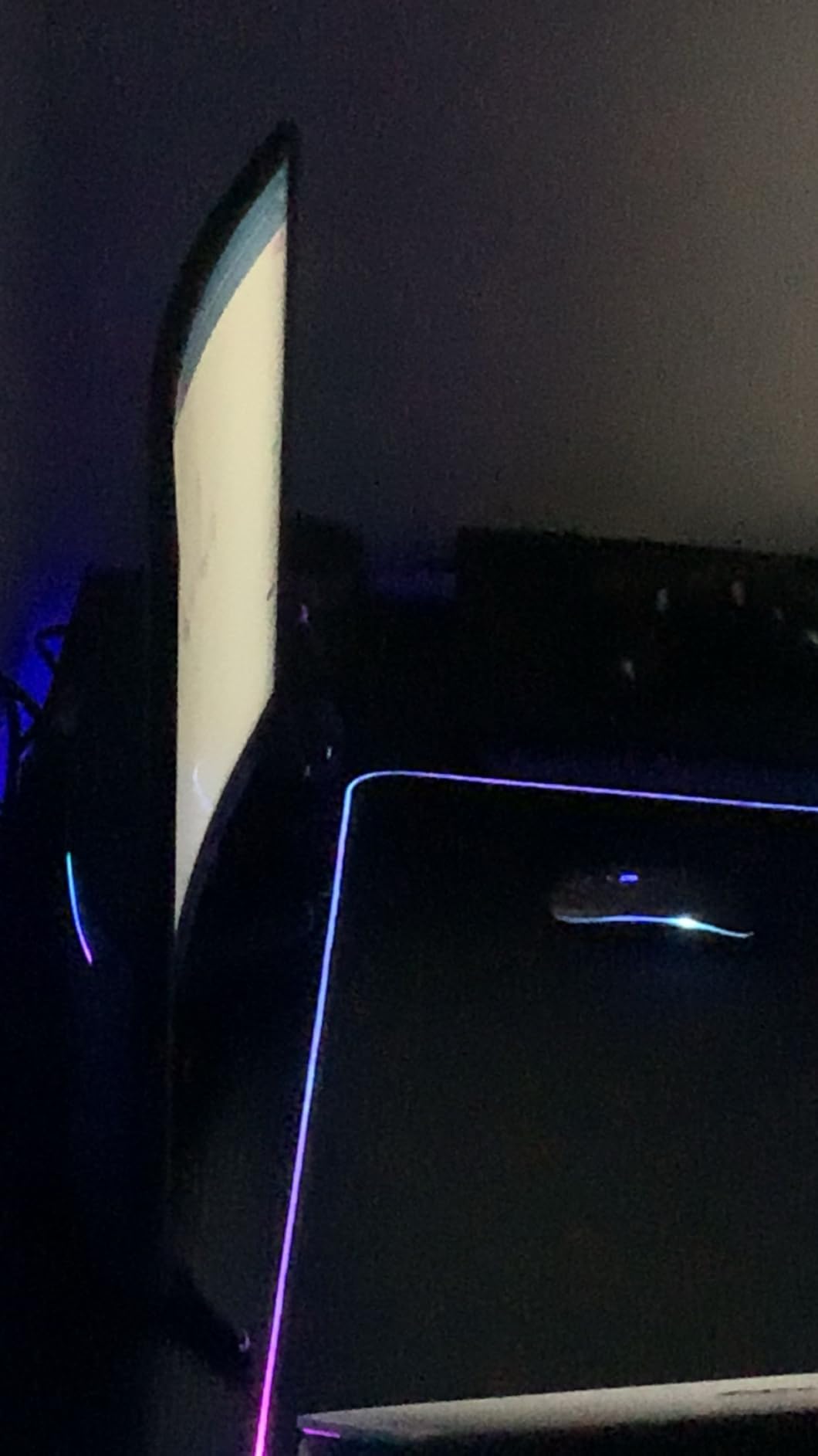 Sceptre New 24-inch Curved Gaming Monitor 1080p up to 180+Hz DisplayPort HDMI 100% sRGB, AMD FreeSync Build-in Speakers Machine Black 2026 (C248B-FWT168 Series) customer photo 2
