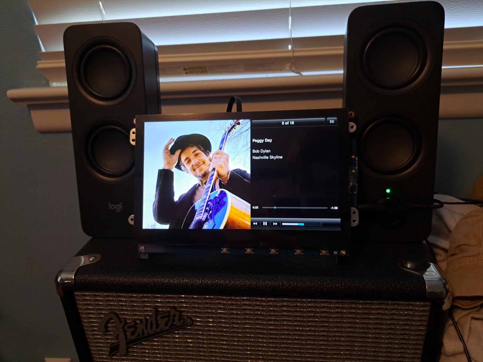 10.1 Inch Touchscreen Mini Monitor, IPS 1540×720 USB-C HDMI Portable Secondary Display with Stand & Speaker, Stretched Bar Screen for PC Laptop Raspberry Pi AIDA64 STEM DIY customer photo 2