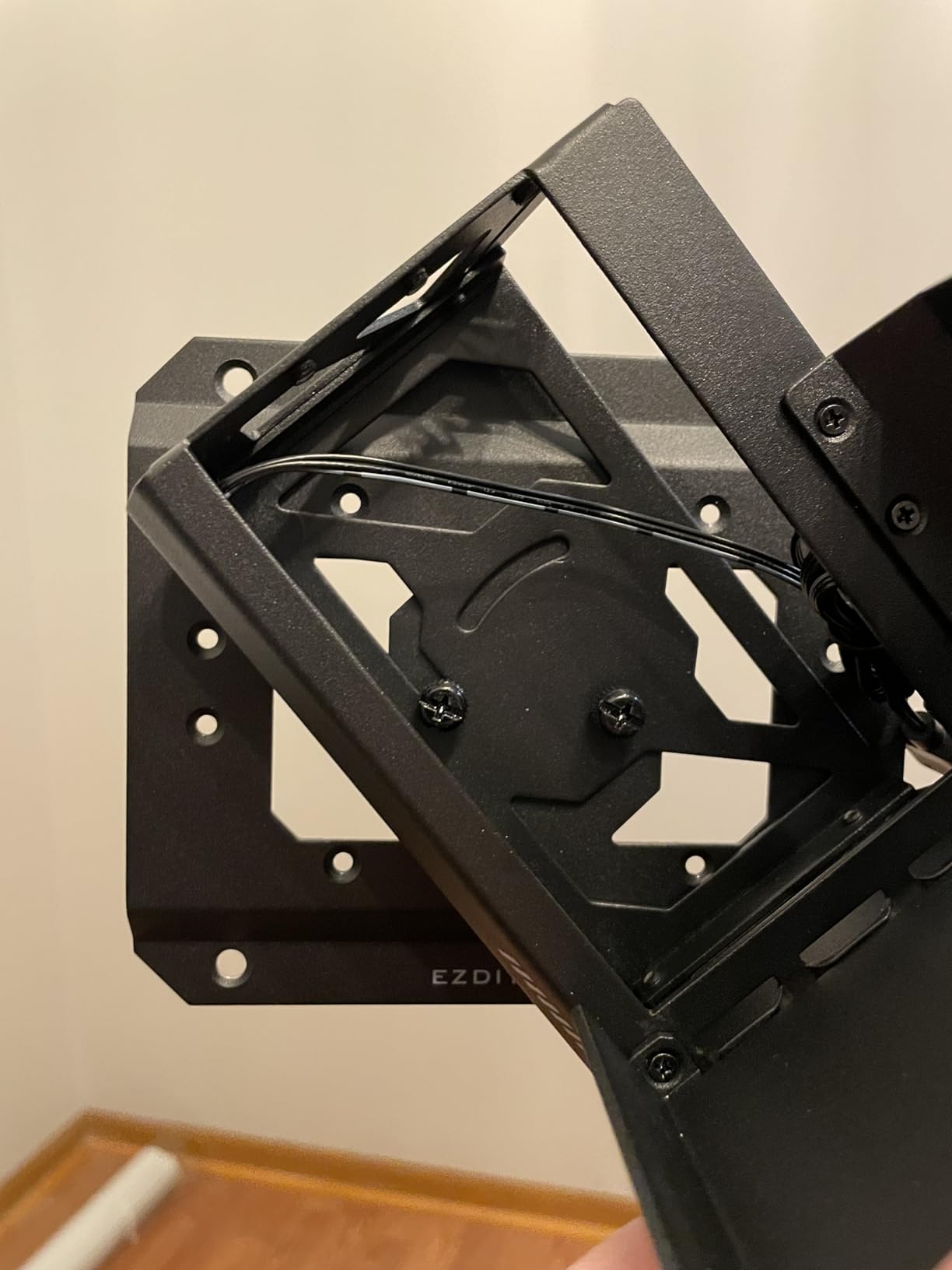 EZDIY-FAB Shield ARGB Upright GPU Mount with PCIe 5.0 Riser Cable, Vertical GPU Bracket Support RTX 50 Series, 20 Degree Adjustable Angle, Magnetic & Fan-Slot Installation, 5V ARGB Sync - Black 600mm customer photo 1