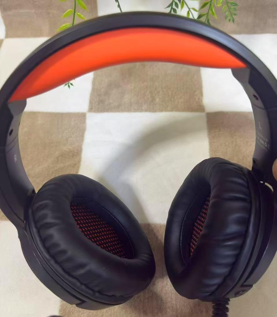 BINNUNE Wireless Gaming Headset with Mic, Lightweight Over-Ear Gaming Headphones Comfort for Long Gaming Sessions, Low Latency Wireless + Bluetooth, Noise Cancelling Mic, 50mm Drivers, 40H Battery customer photo 2