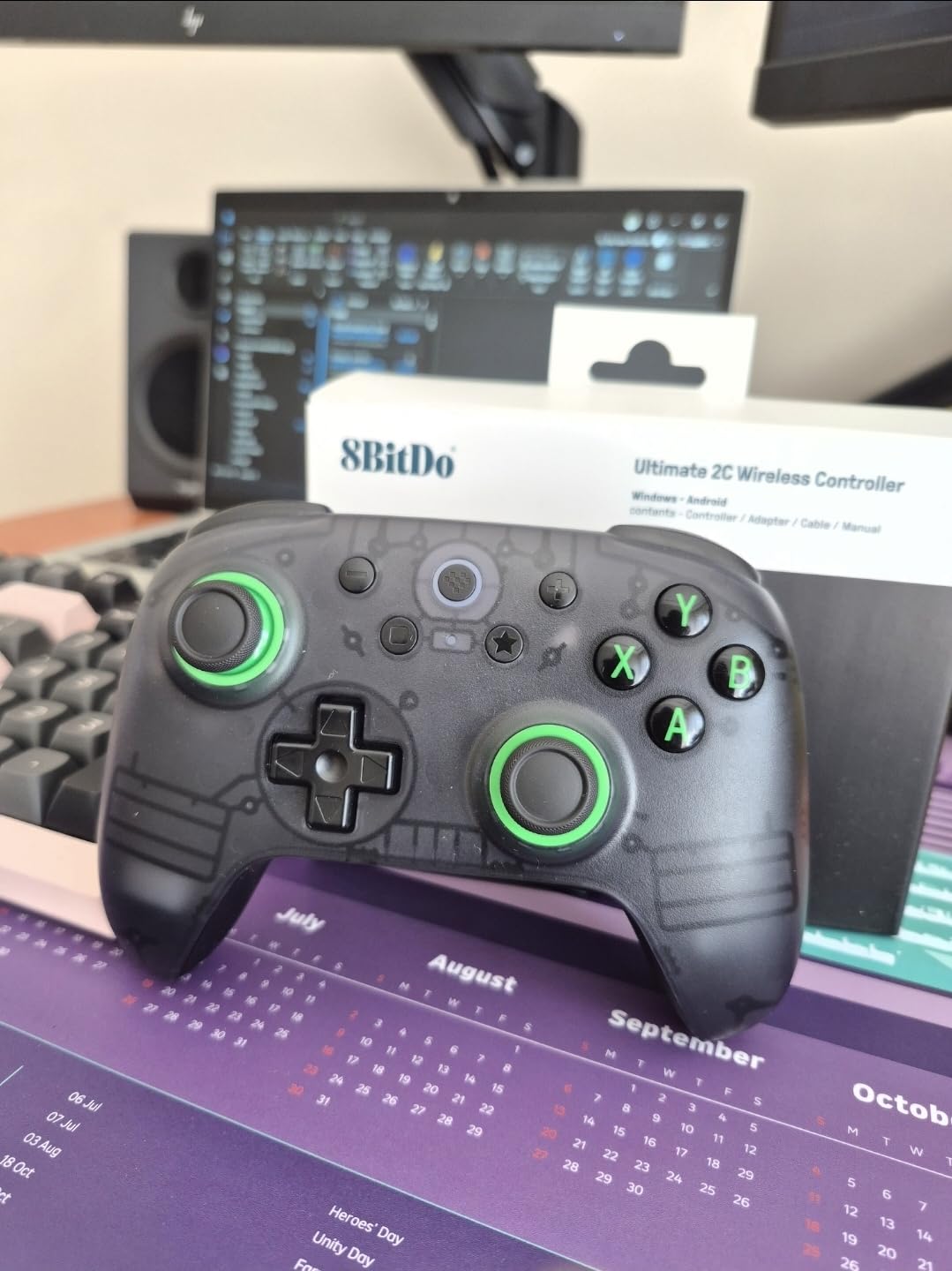 8BitDo Ultimate 2C Wireless Controller for Windows PC and Android, with 1000 Hz Polling Rate, Hall Effect Joysticks and Triggers, and Remappable L4/R4 Bumpers (Transparent Black) customer photo 2