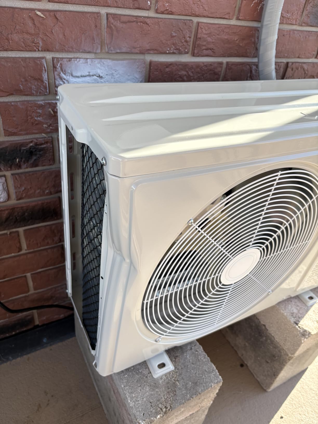19 SEER2 Ultra-Quiet Mini Split AC | 9000 BTU 3-in-1 Cooling/Heating/Dehumidifier | 115V Inverter Heat Pump | 42dB Whisper Operation | 10ft Pre-Charged Line Set | White Modern Design customer photo 1
