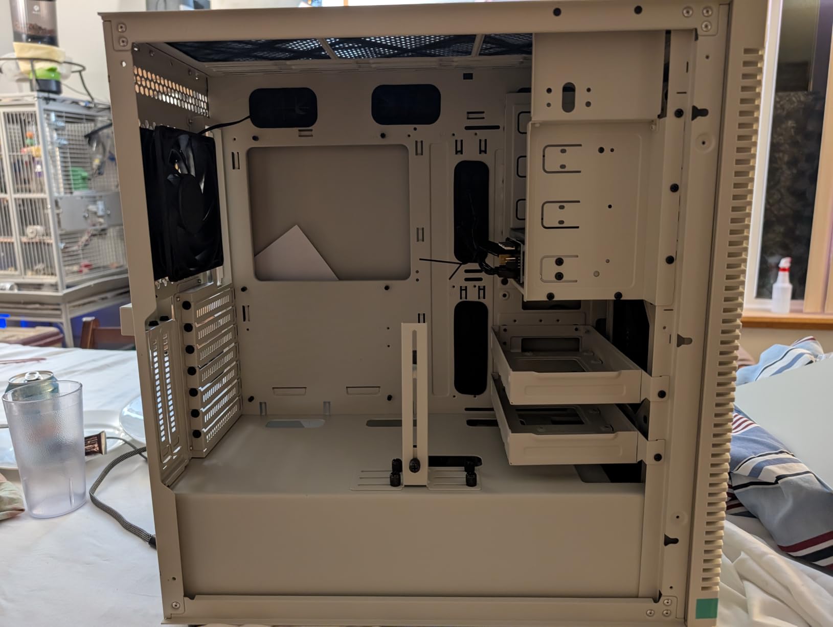 SilverStone Technology FLP02W Retro-Inspired Tower Chassis with high-Performance Cooling and Expansion Support, SST-FLP02W customer photo 2