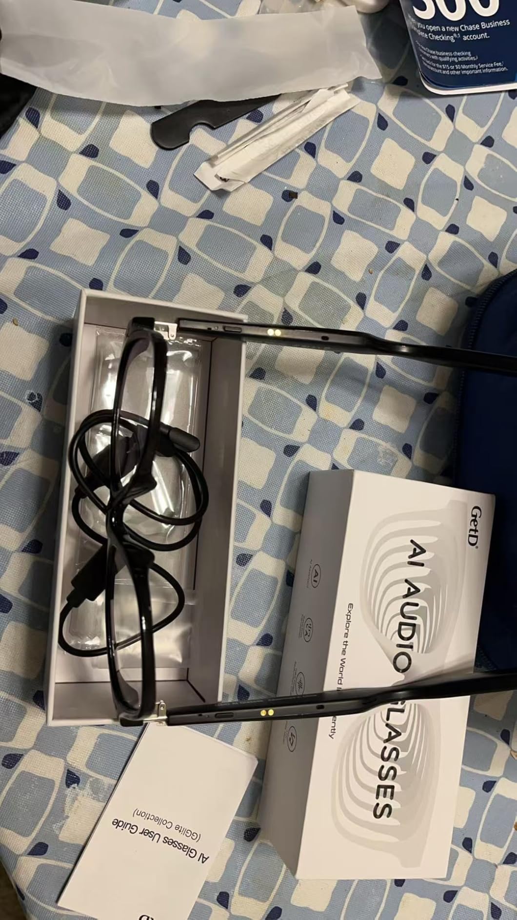 GetD 2026 AI Glasses for Men & Women, Smart Glasses Powered by ChatGPT, AI Real-time Translation with 145 Languages, 11H Music Play, Bluetooth Glasses with Photochromic Lens customer photo 1