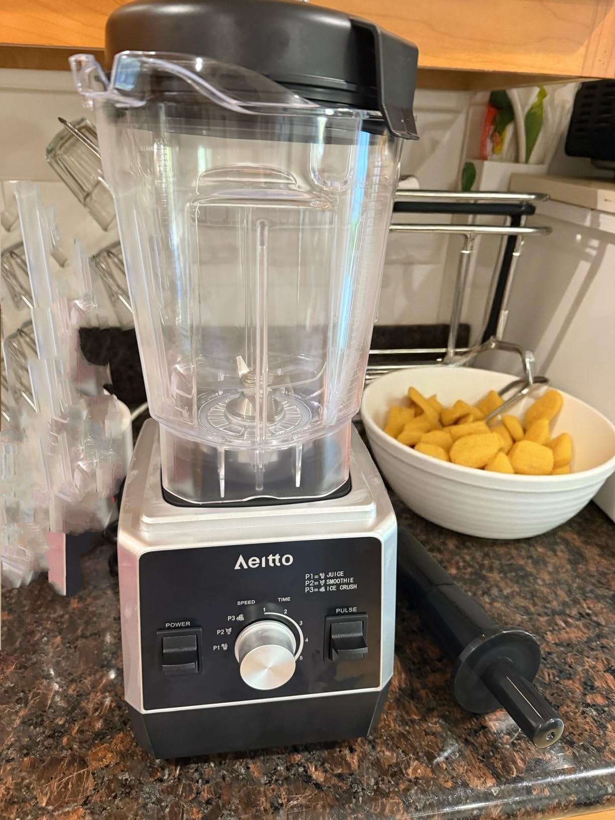 Aeitto Blenders for Kitchen with 1800W Motor, 68Oz. Large Capacity, 2-in-1 Blender & Grinder Combo, BPA-Free Countertop Professional Blender for Smoothies, Ice Crush, Frozen Drinks, Black customer photo 2