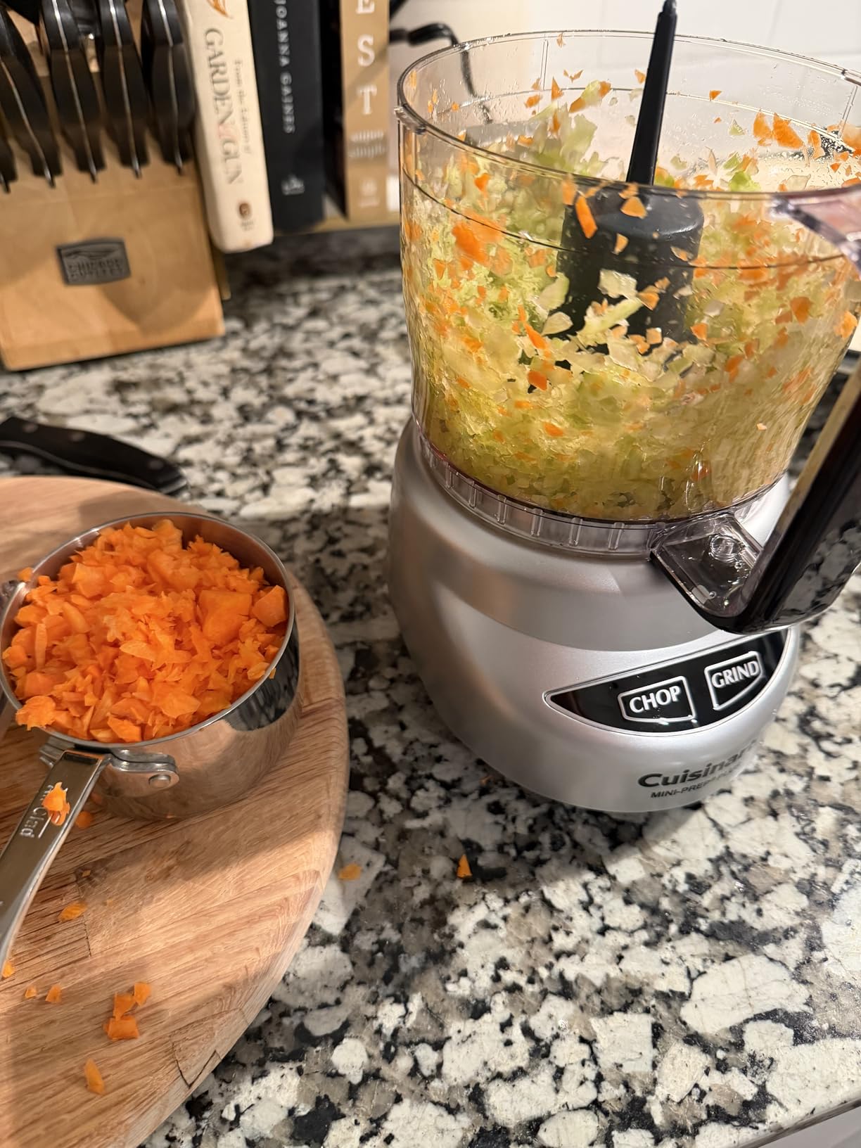 Cuisinart Mini-Prep Plus Food Processor, 24-Ounce Mini Food Processor to Chop Herbs, Vegetables, and Hard Cheese, 24-Ounce Work Bowl, Reversible Stainless Steel Blade, DLC-2ABC, Brushed Chrome/Nickel customer photo 1