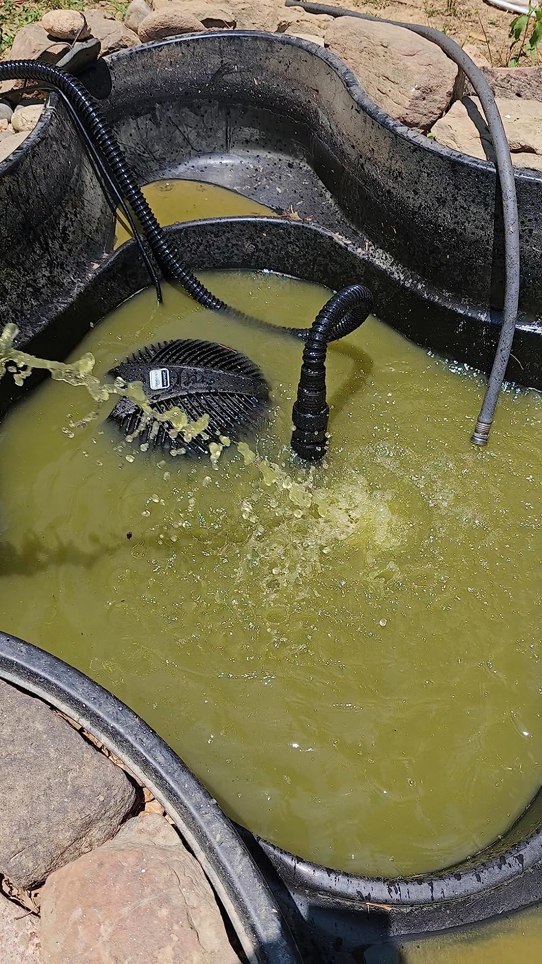 Aquascape 91011 AquaForce 1000 GPH Solids Handling Submersible Pump for Pond Water Feature and Waterfall | Asynchronous | Pre-Filter Cage | Energy Efficient | 25 feet Cord customer photo 1