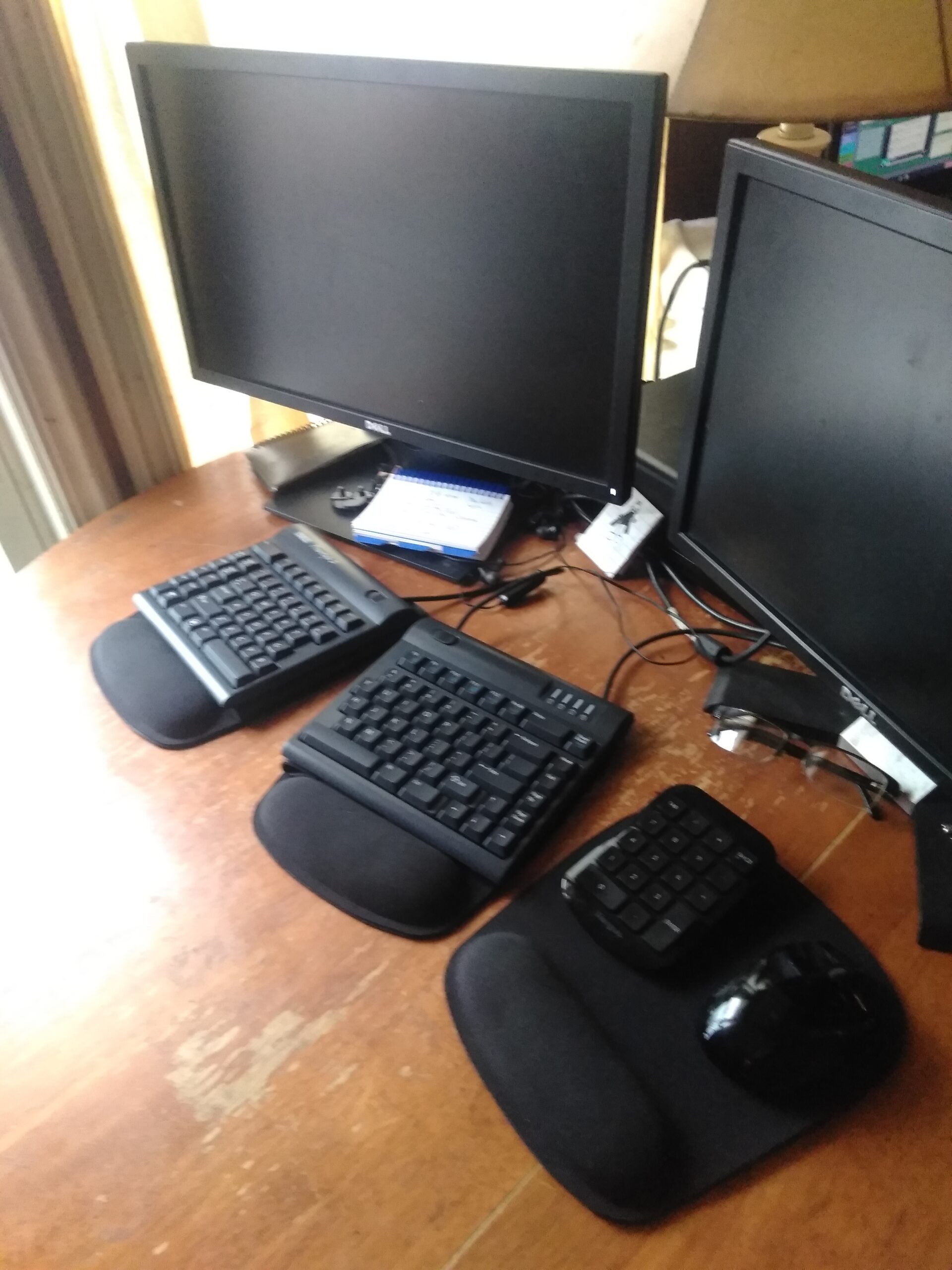 KINESIS Freestyle2 Ergonomic Keyboard for PC (9 or 20 Separation) (9 Separation) customer photo 2