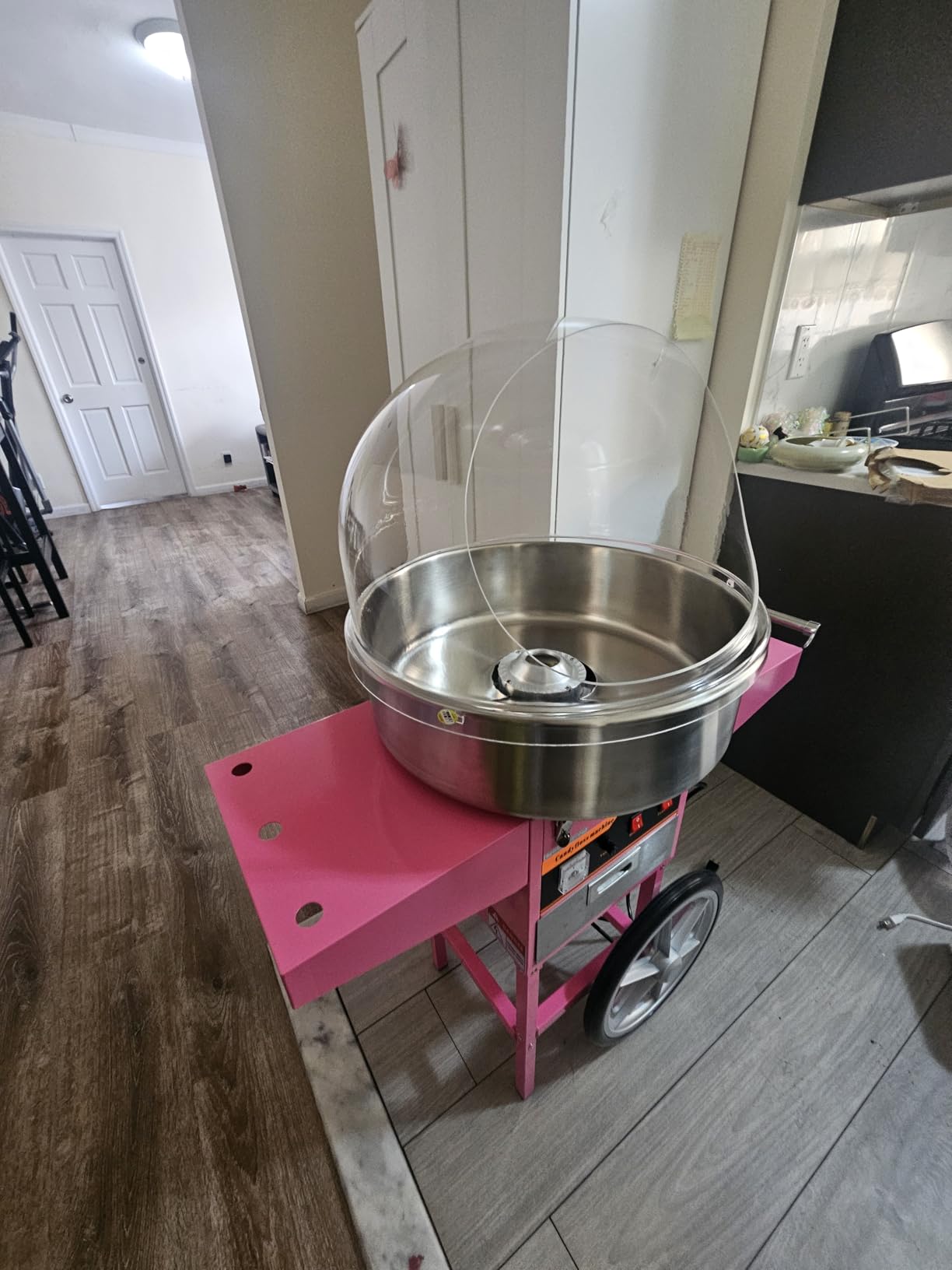 VIVO Pink 1030W Electric Cotton Candy Machine Cart, Mobile Rolling Candy Floss Maker with 20 inch Stainless Steel Bowl Sugar Scoop and Drawer, Easy Home or Commercial Use, CANDY-V002 customer photo 2