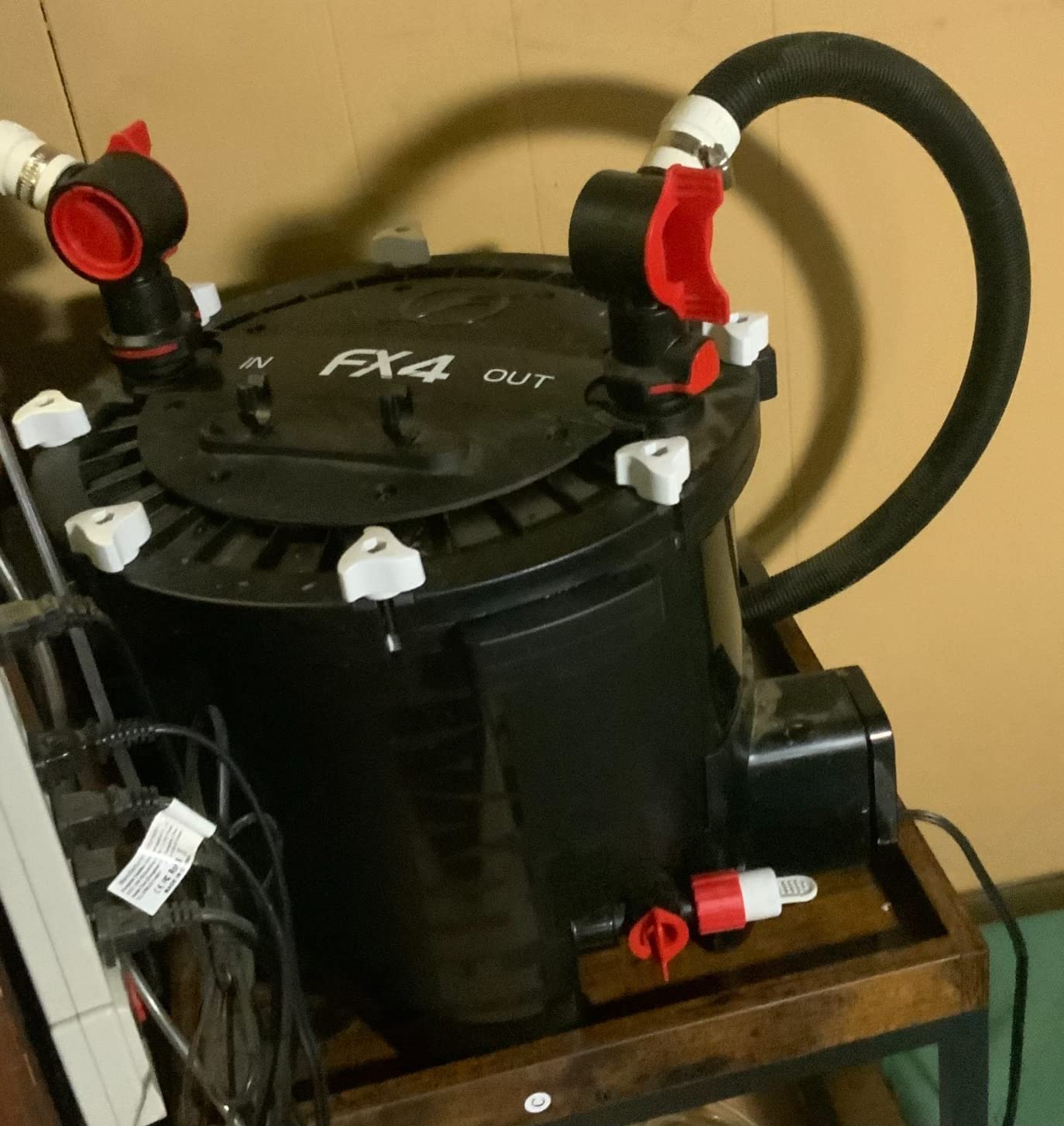 Fluval FX4 High Performance Aquarium Filter, Canister Filter for Aquariums up to 250 Gal. customer photo 2