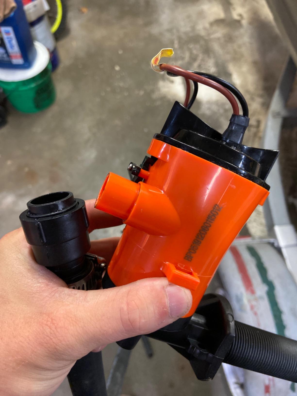 Amarine Made 12v 800gph Livewell Pump for Boat 4.0A Livewell Aerator Pumps Live Bait Tank Aerator Submersible Cartridge 90-Degree Boat Aerator Pump customer photo 4