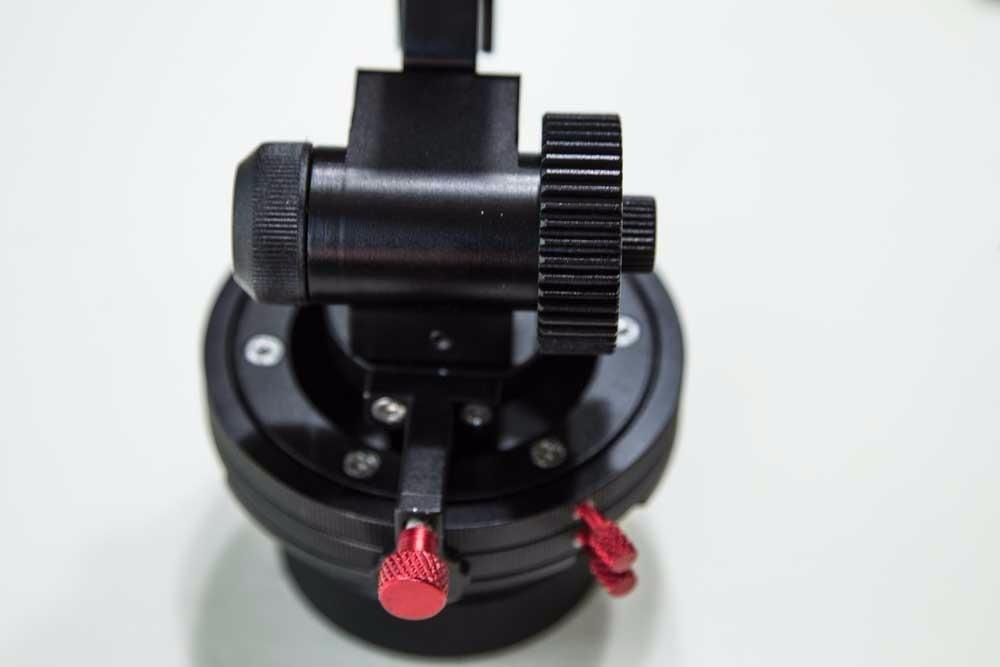 HS-2 Follow Focus with Hard Stops for Camera & Shoulder Rigs. 15mm Rod Quick Release Clamp. 0.8 Pitch Gear, 43 Teeth. Gear Belt Fits 46 to 110mm Lenses. Speed Crank Included (HS-2) customer photo 1
