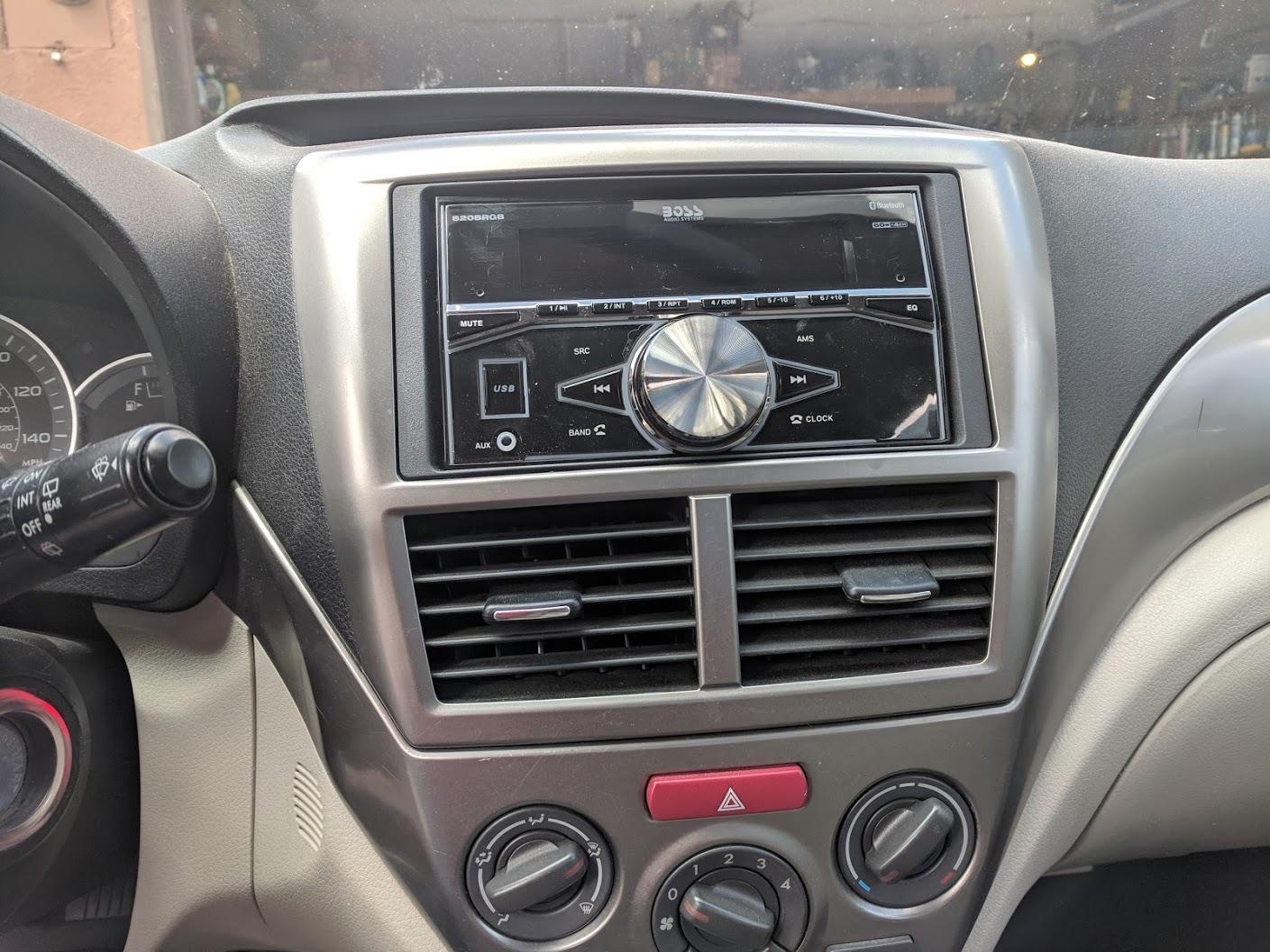 BOSS Audio Systems 820BRGB Car Stereo - Double Din, Bluetooth, No CD DVD Player, AM/FM Radio Receiver, Multi Color Illumination, Aux in, USB customer photo 2