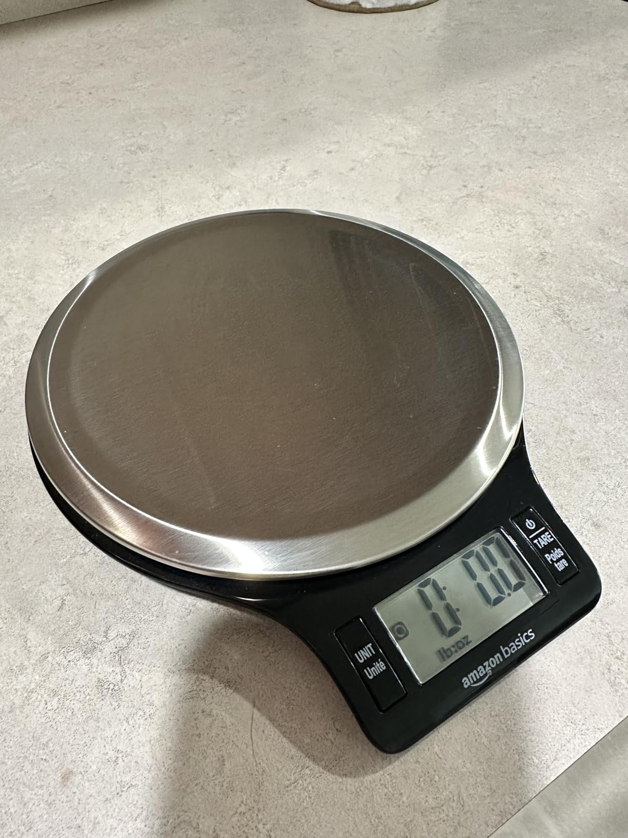 Amazon Basics Digital Kitchen Scale with LCD Display, Tare Function, Multiple Units, Weighs up to 11 Pounds, Batteries Included, Black and Stainless Steel customer photo 2
