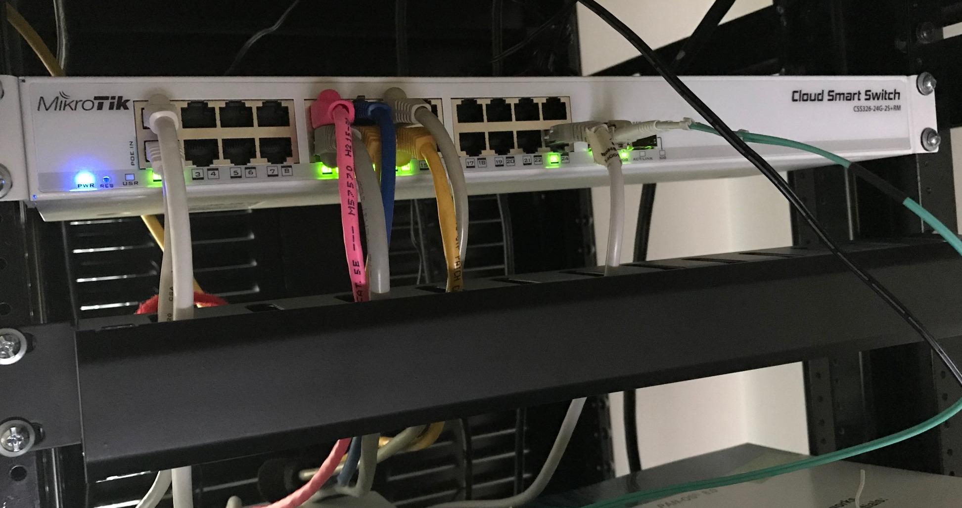 MikroTik CSS326-24G-2S+RM Managed Gigabit Ethernet Switch | 24 Port | 2x SFP+ | 1U Rackmount customer photo 1