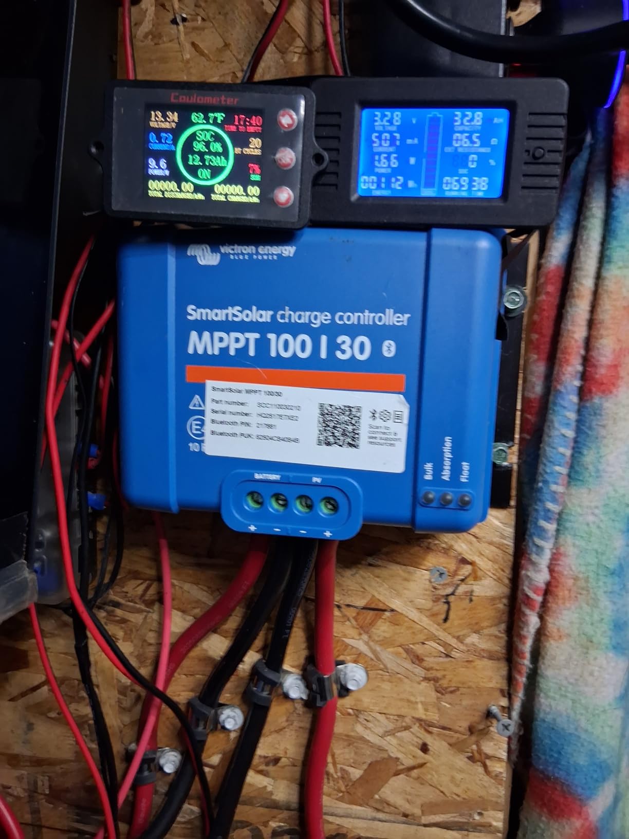 Victron Energy SmartSolar MPPT Solar Charge Controller (Bluetooth) - 100V, 30 amp, 12/24-Volt customer photo 1