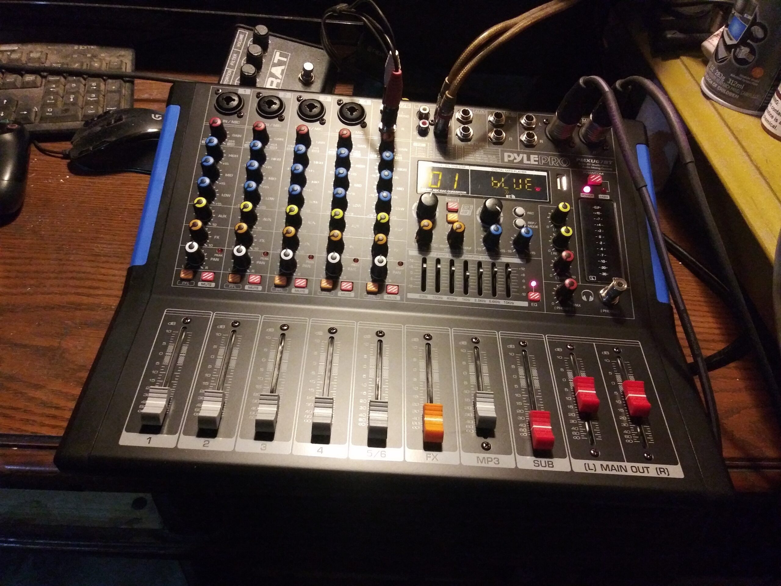 Pyle 12-Channel Console Style Audio Mixer with Bluetooth - DJ Sound Controller customer photo 2