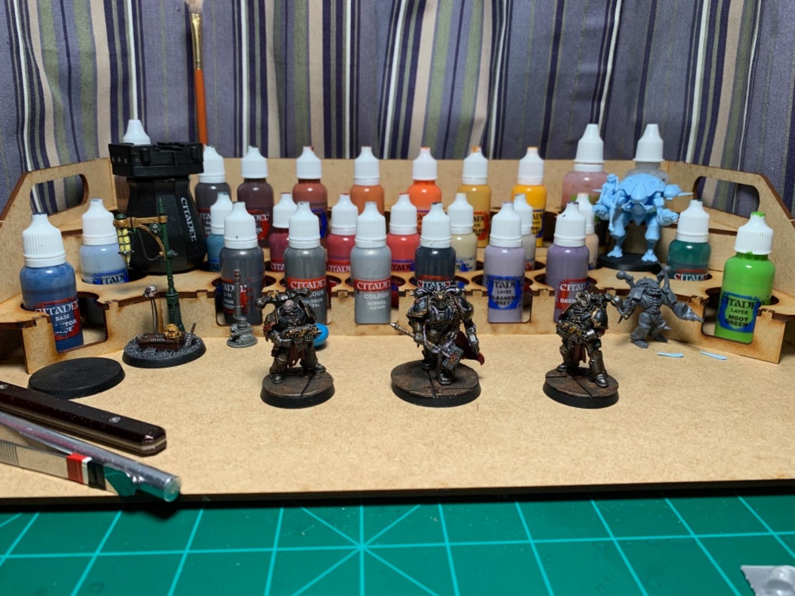 GameCraft Miniatures Painting Station - 34mm V2, for GW/Citadel Bottles customer photo 1