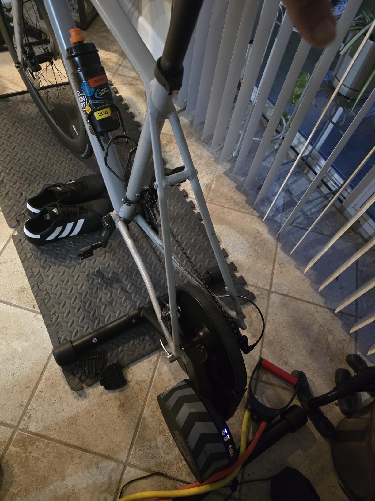 Wahoo KICKR CORE 1 - Direct Drive Smart Bike Trainer customer photo 2