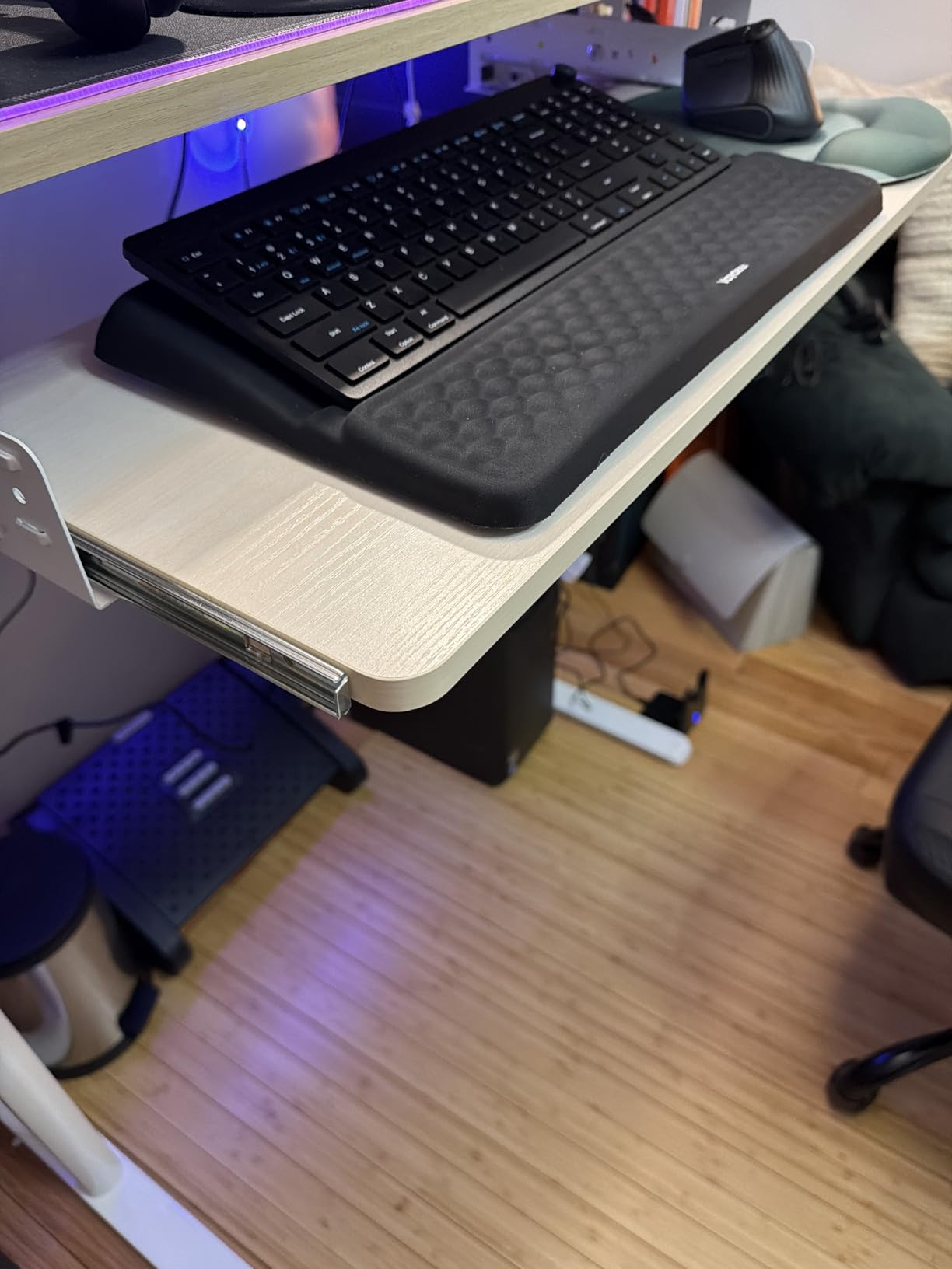EUREKA ERGONOMIC Height Adjustable Mouse & Keyboard Tray Under Desk, 28x10