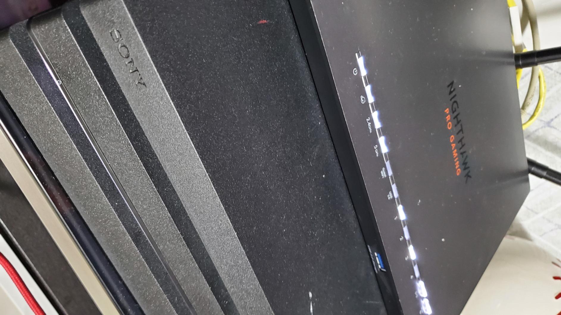 NETGEAR Nighthawk Pro Gaming XR300 WiFi Router with 4 Ethernet Ports and Wireless speeds up to 1.75 Gbps, AC1750, Optimized for Low ping customer photo 2