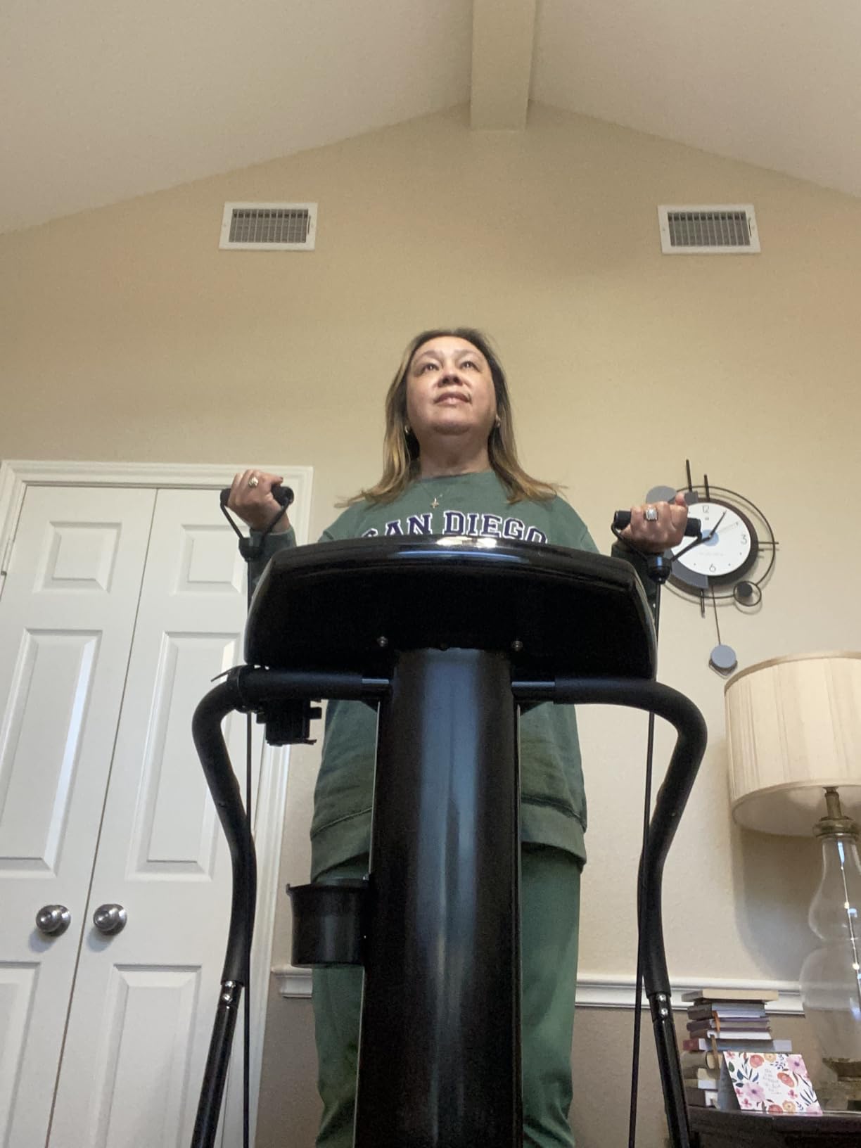 Lifepro Rhythm Vibration Plate Exercise Machine - 99 Speeds & Heart Rate Monitor Whole Body Vibration Platform Machine for Lymphatic Drainage with Handles - Standing Vibrating Platform for Home Gym customer photo 1