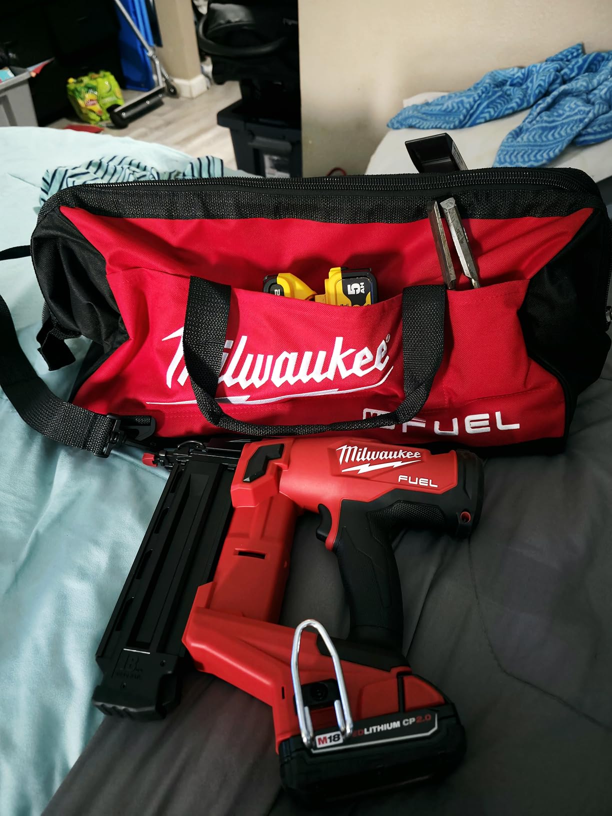 Milwaukee Electric - M18 Fuel 18 Gauge Brad Nailer customer photo 1