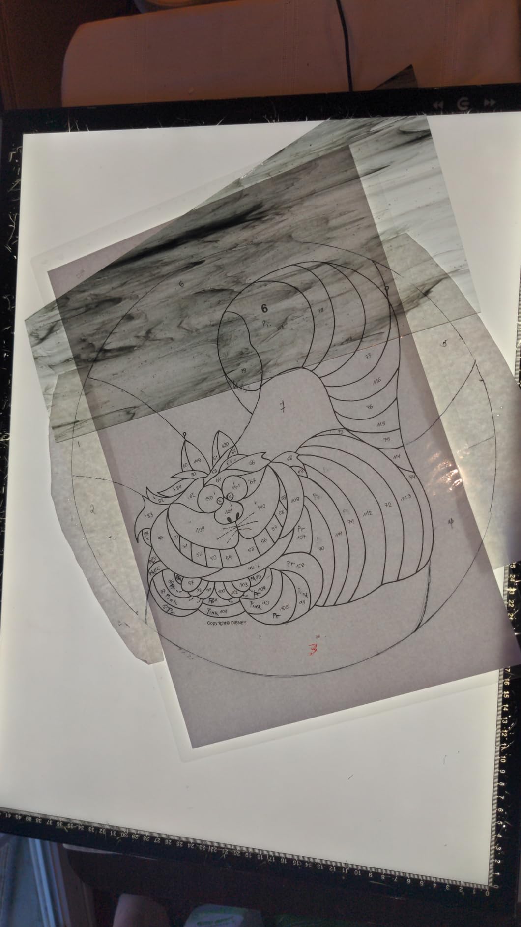 HSK B4/A3s Artist tracing Light Box Copy Table, USB Power Dimmerable 6000 Lux Lock Button Artcraft Light Pad for Tatto Drawing, Sketching, Animation, Diamond Painting customer photo 2