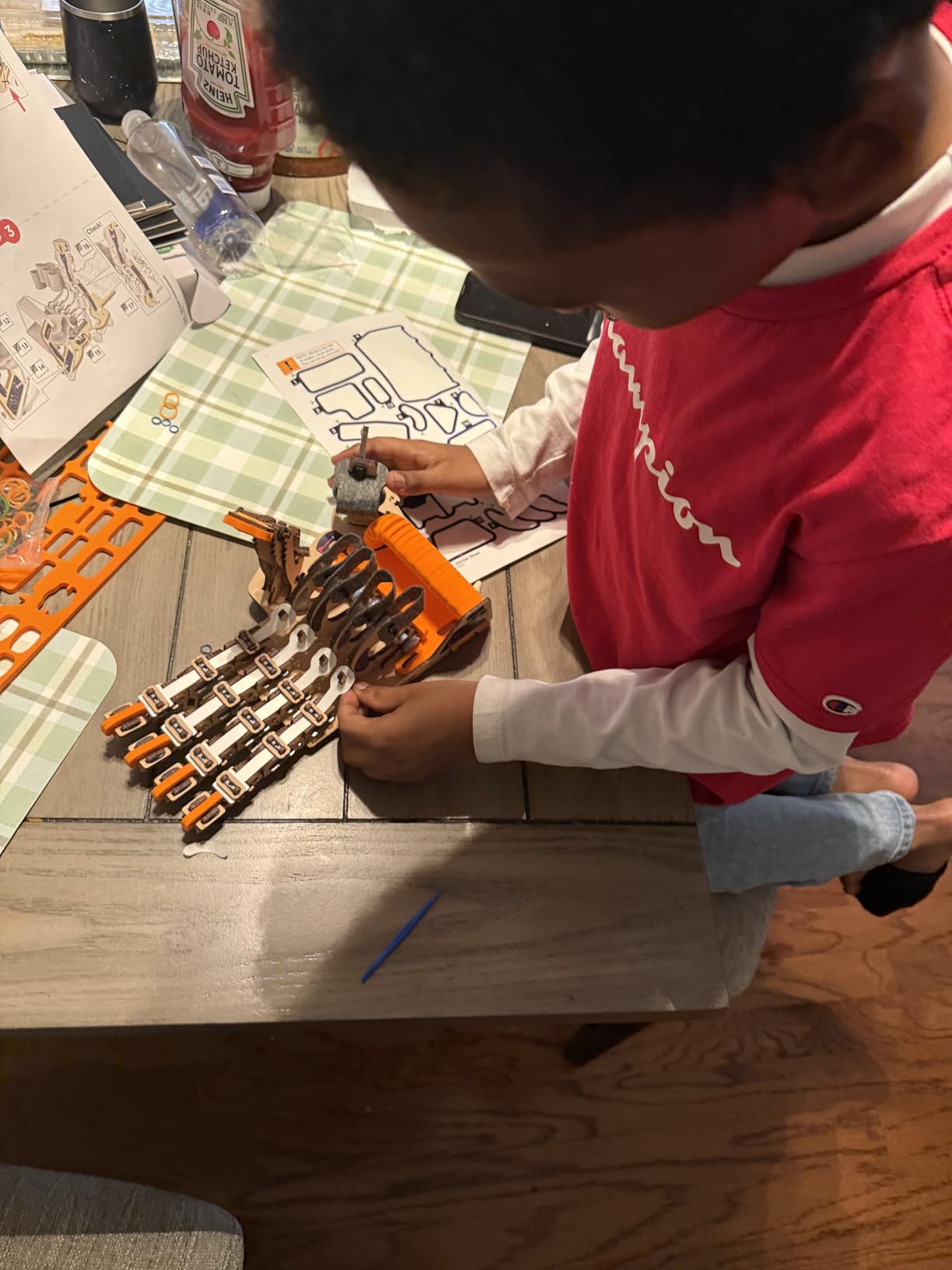 Smartivity DIY Robotic Mechanical Hand STEM Toy for Kids 8-14 Years Old | Parents Choice Award Winner | Birthday Gift for Kids | Engineering Kit for 8, 9, 10, 11, 12, 13, 14 Years Old Boys & Girls customer photo 1