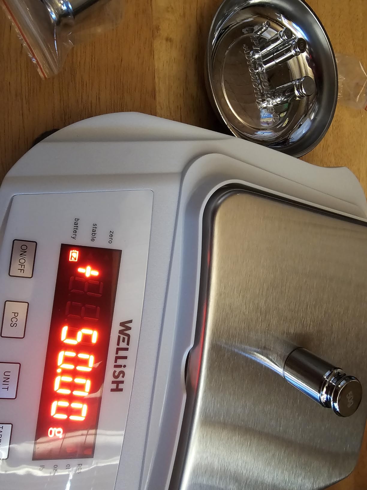 Lab Scale 2000g/0.01g High Precision Digital Scale Analytical Balance Electronic Scale for Kitchen Lab Weighing customer photo 2