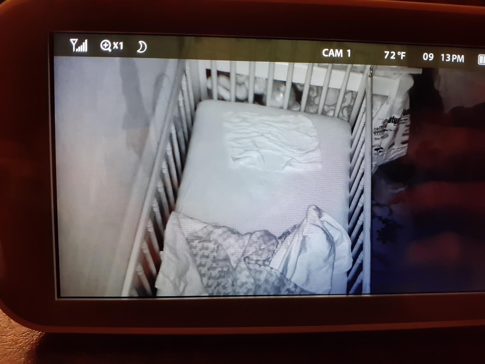 Infant Optics DXR-8 PRO Video Baby Monitor, 720P HD Resolution 5