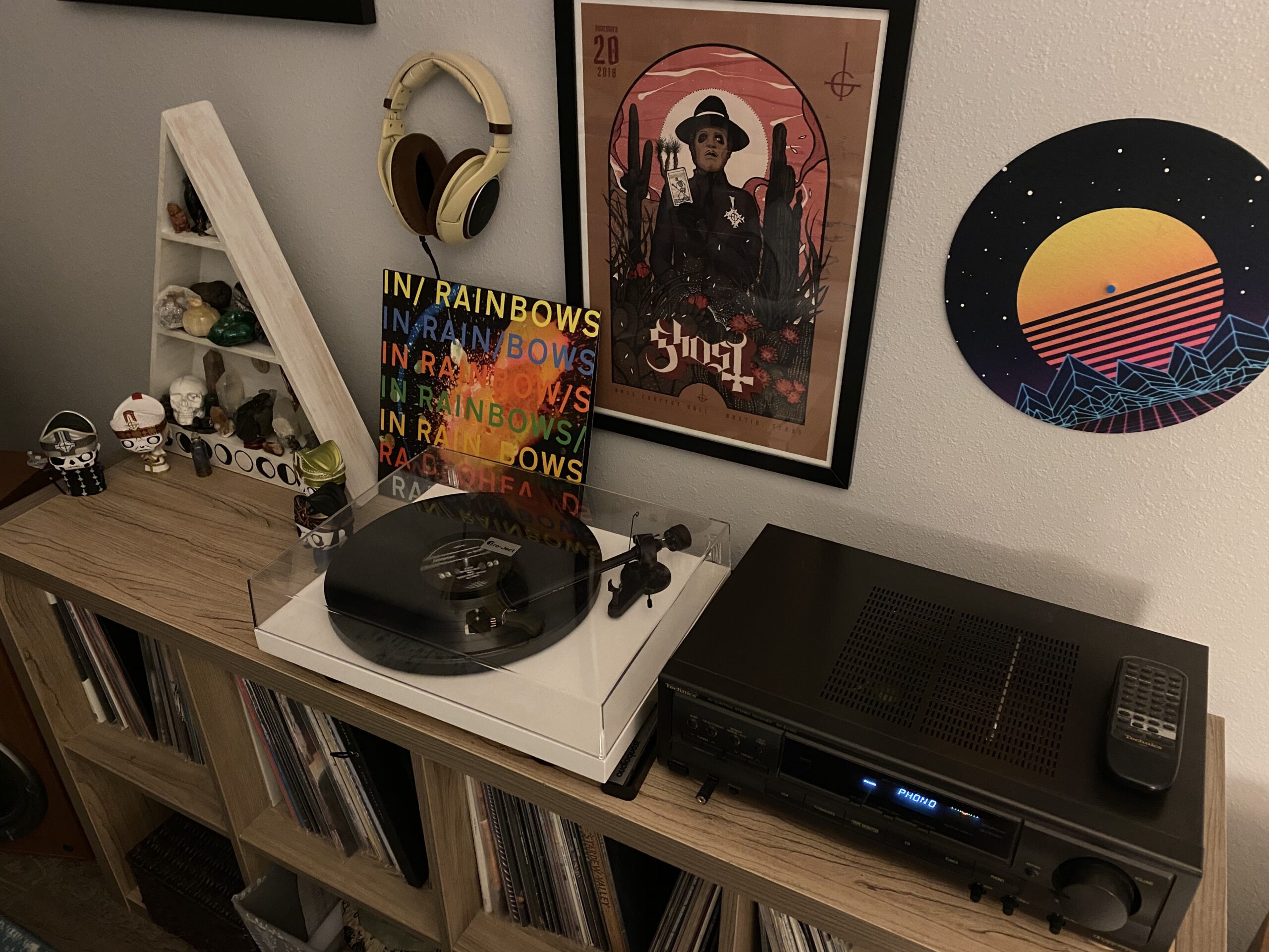 Pro-Ject Debut Carbon EVO Turntable with Sumiko Rainier Cartridge (Blue) customer photo 2
