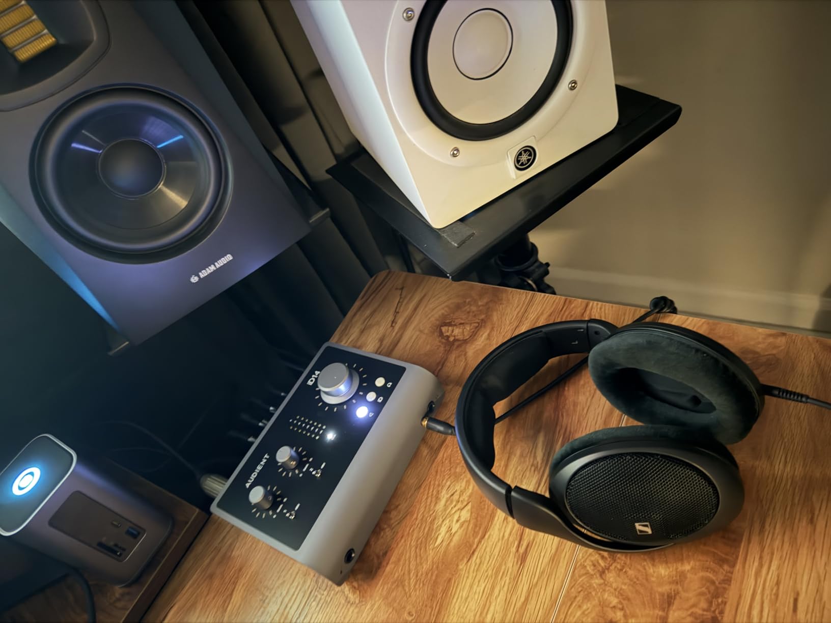 Audient iD14 MKII USB-C Audio Interface with 2 Class-A Microphone Preamps customer photo 1
