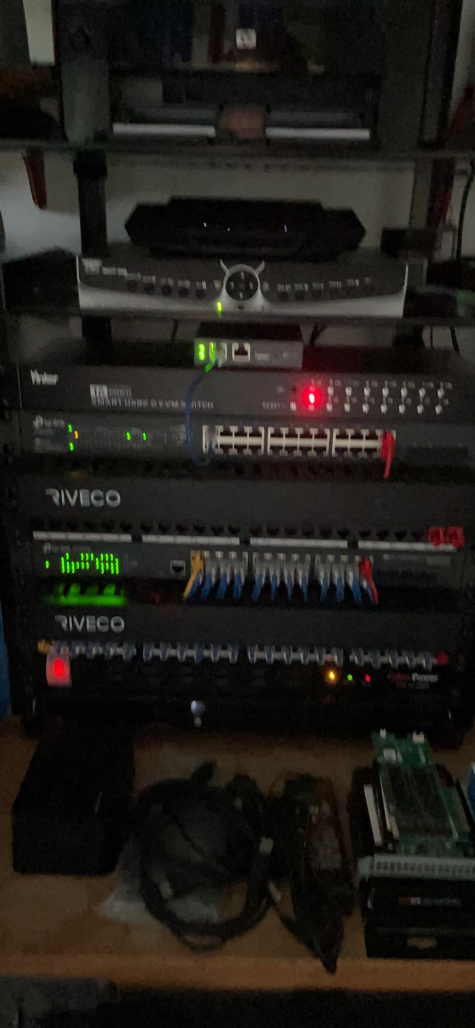 TP-Link TL-SG2008 8 Port Gigabit Smart Managed Switch with Omada SDN Integration customer photo 1