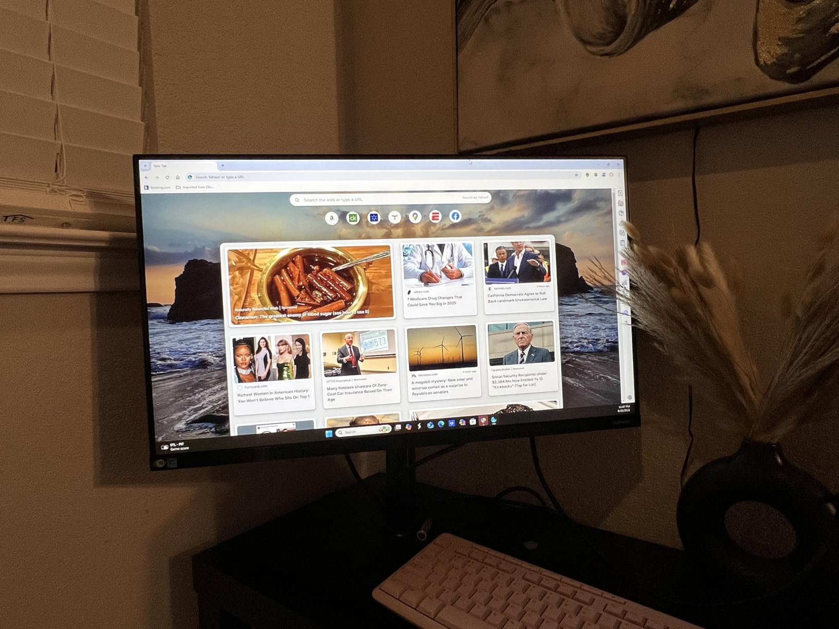 SAMSUNG FT45 Series 24-Inch FHD 1080p Computer Monitor, 75Hz, IPS Panel, HDMI, DisplayPort, USB Hub, Height Adjustable Stand, 3 Yr WRNTY (LF24T454FQNXGO), Black customer photo 1