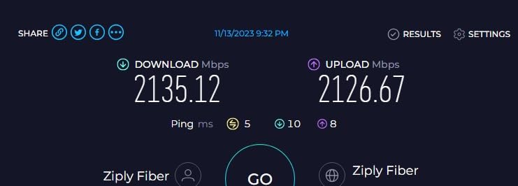 goCoax MoCA 2.5 Adapter with 2.5GbE Ethernet Port. MoCA 2.5. 1x 2.5GbE Port. Provide 2.5Gbps Bandwidth with existing coaxial Cables. White(Single, MA2500D) customer photo 2