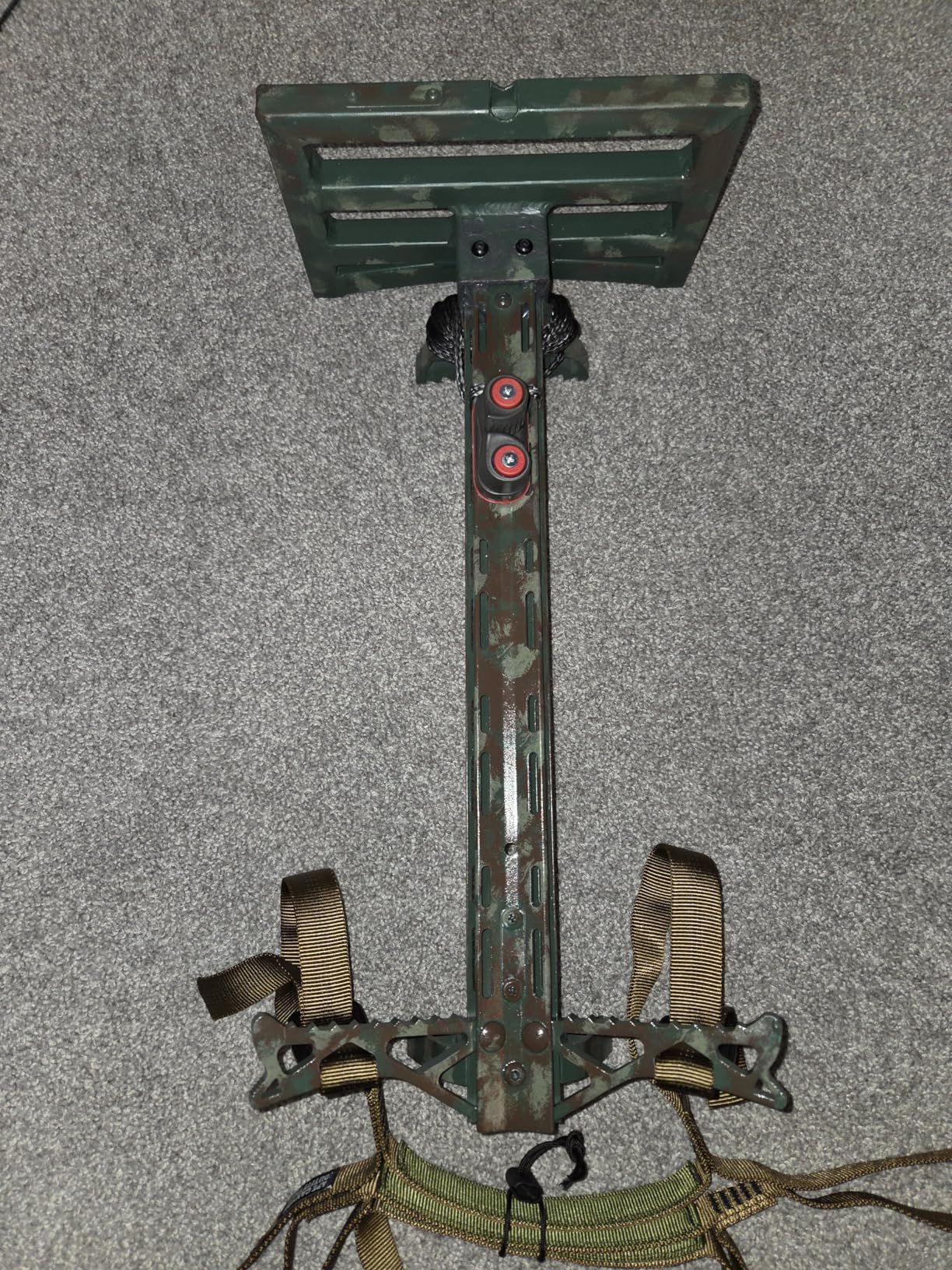 Hawk Small Platform, Lightweight Tree Stand Hunting Gear Mounts to Helium Sticks, Foot Rest for Mobile Hunters, Quiet Step, 10 x 6 Inch customer photo 1