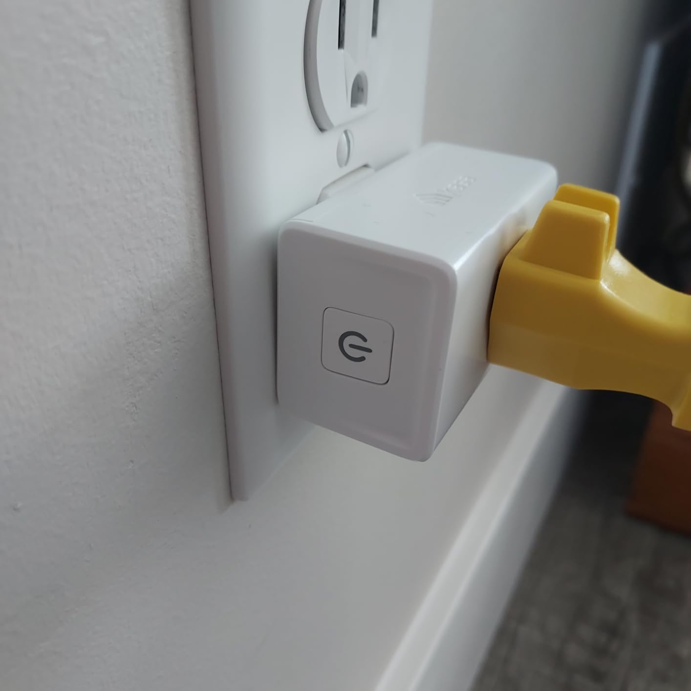 Kasa Smart Plug Ultra Mini 15A, Smart Home Wi-Fi Outlet Works with Alexa, Google Home & IFTTT, No Hub Required, UL Certified, 2.4G WiFi Only, 2 Count (Pack of 1)(EP10P2), White customer photo 1
