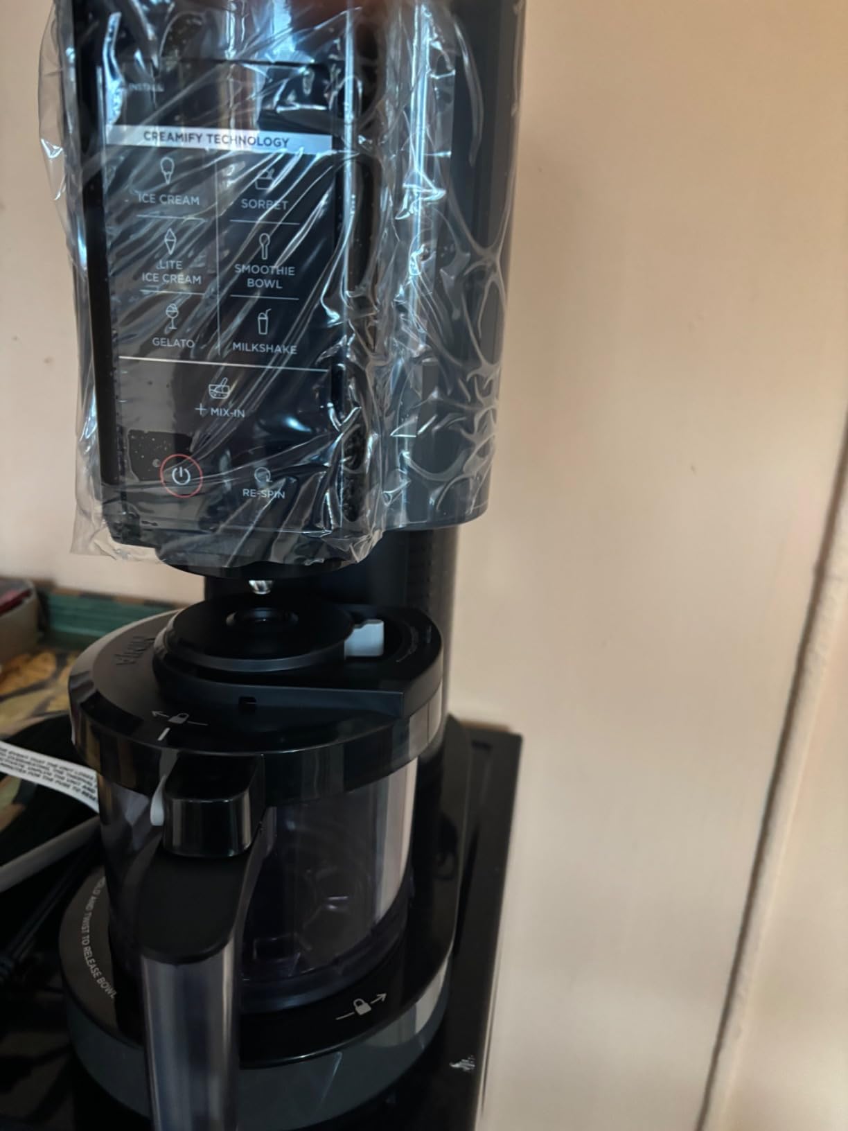 Ninja CREAMi Ice Cream Maker | 7-in-1 - IceCream, Gelato, Sorbet, Milkshakes, Mix-ins, Smoothie Bowls & More | Includes (1) Dishwasher Safe 16 oz. Pint with storage lid | Black | NC299AMZ customer photo 2