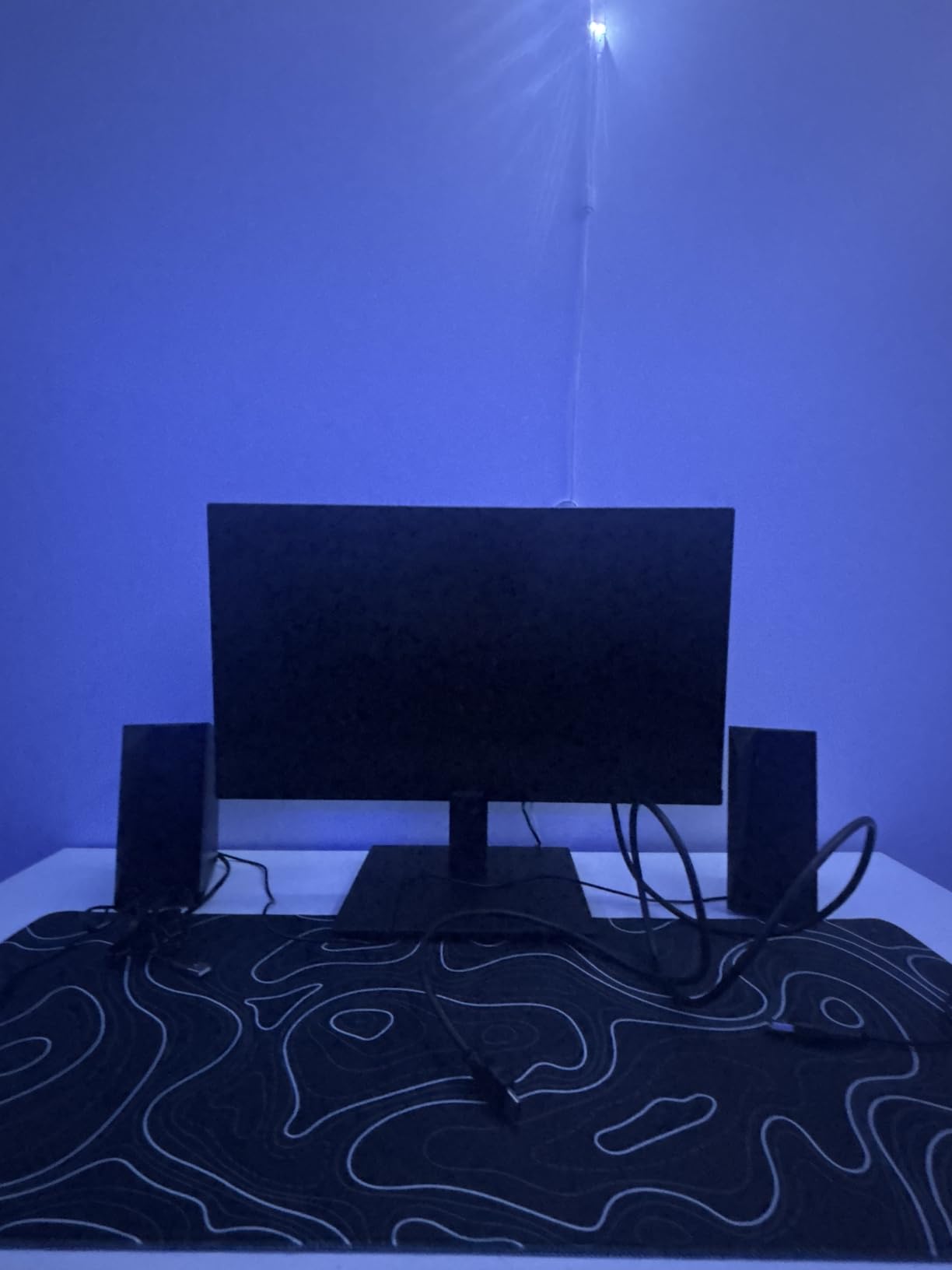 KOORUI 27 Inch Gaming Office Monitor 144Hz VA Display 4000:1 Contrast Ratio, FreeSync FHD 1080P, Eye Care TÜV Rheinland Certified, Slim Bezels, HDMI VGA Ports, Ergonomic Tilt, VESA Mount, Black customer photo 1